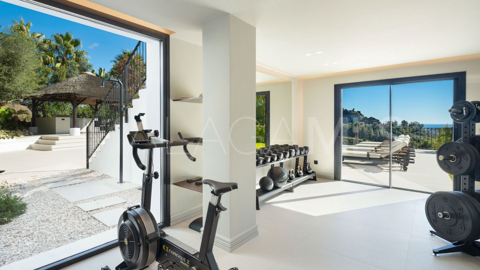 5 bedrooms Los Arqueros villa for sale