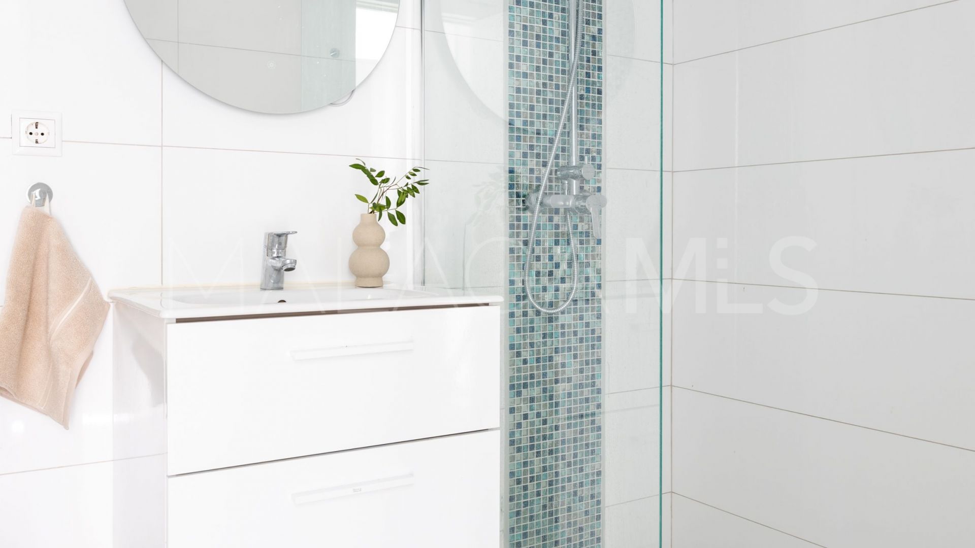 5 bedrooms house in Cala de Mijas for sale