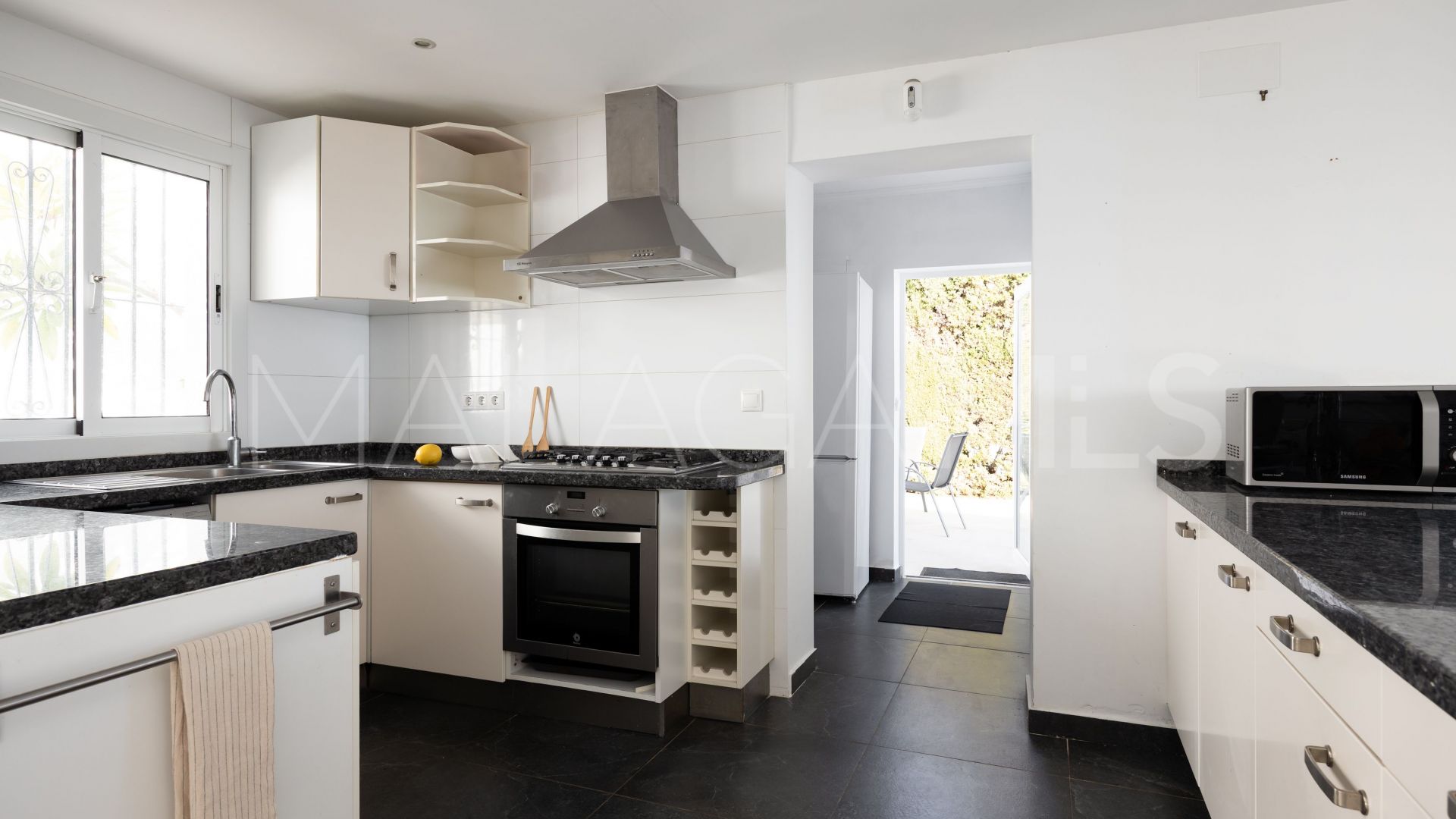 5 bedrooms house in Cala de Mijas for sale