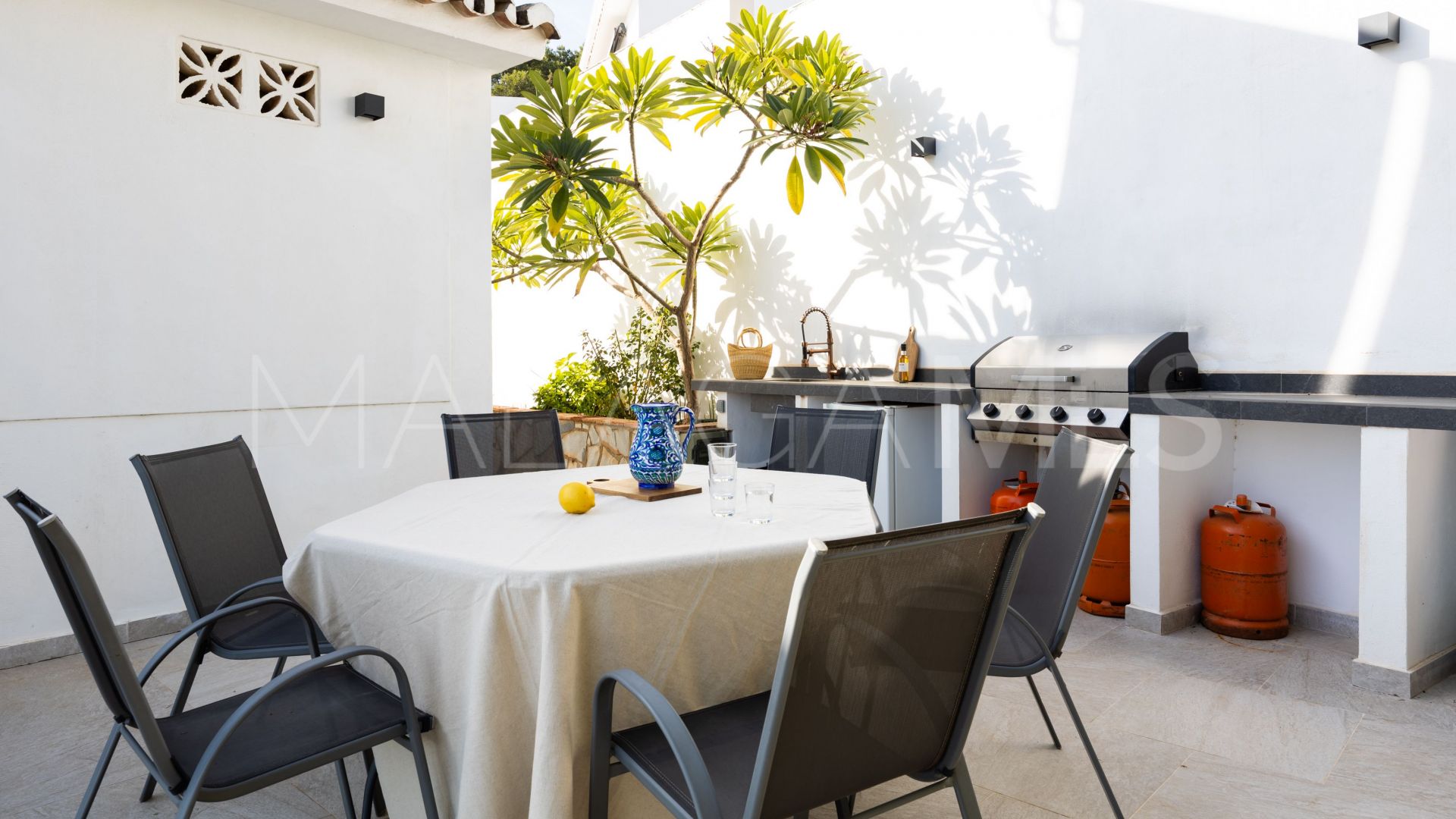 5 bedrooms house in Cala de Mijas for sale