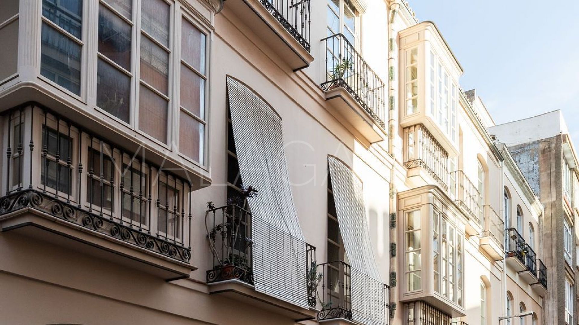 Buy atico duplex de 3 bedrooms in Malaga