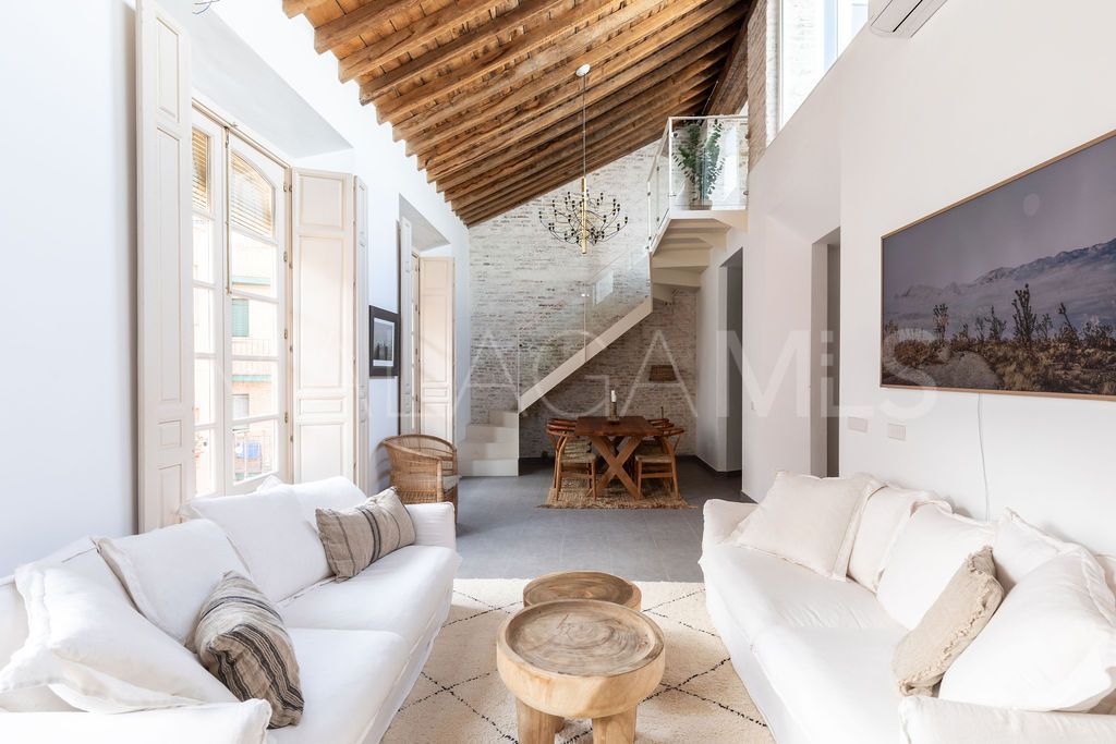 Buy atico duplex de 3 bedrooms in Malaga