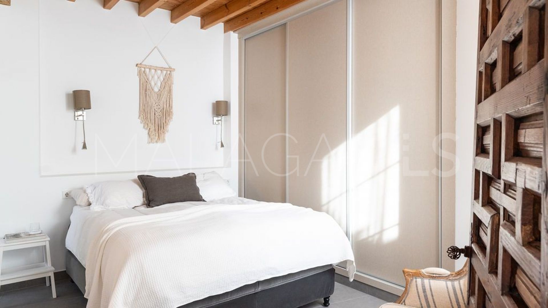 Buy atico duplex de 3 bedrooms in Malaga