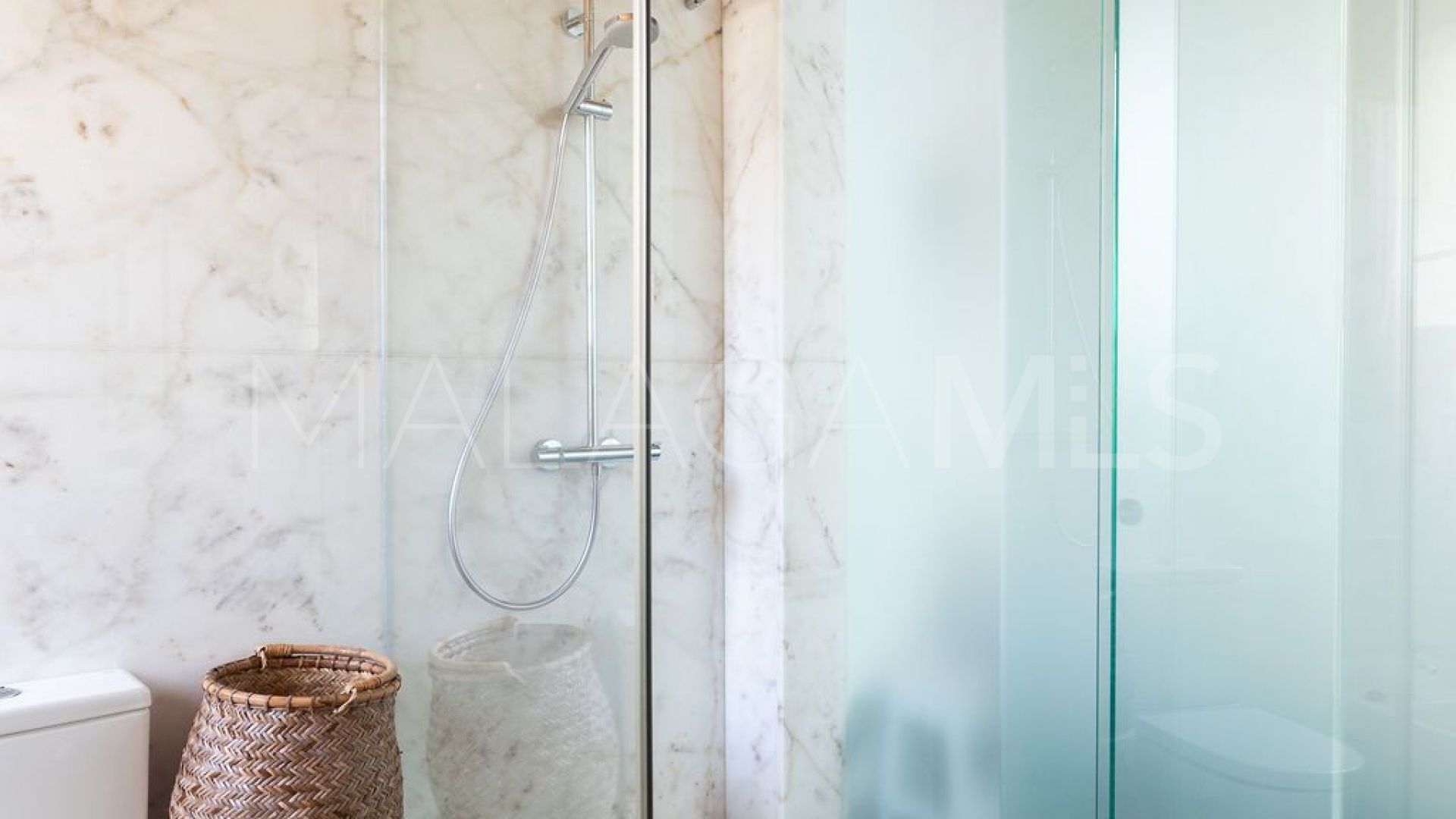 Buy atico duplex de 3 bedrooms in Malaga