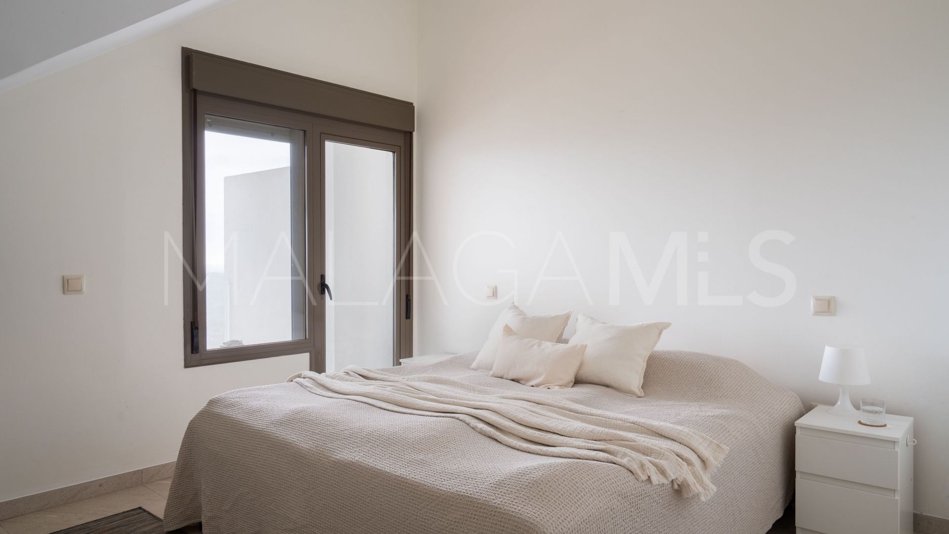 Buy duplex penthouse with 2 bedrooms in Mijas Costa