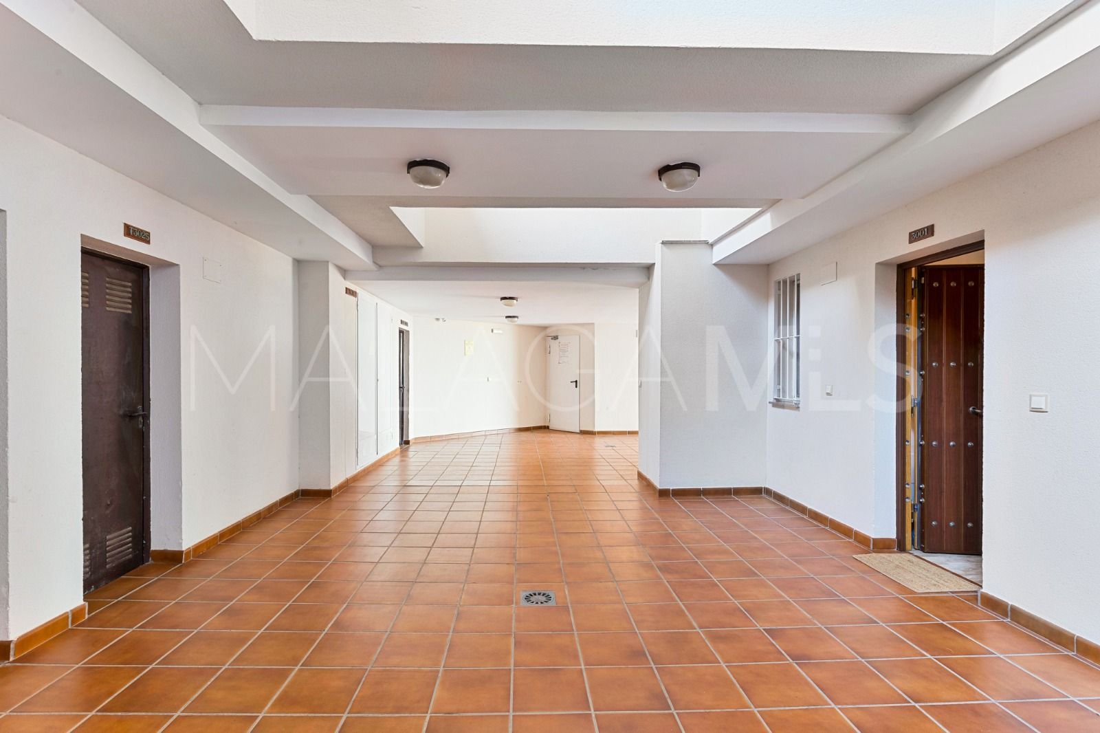 Buy apartment in Benalmadena