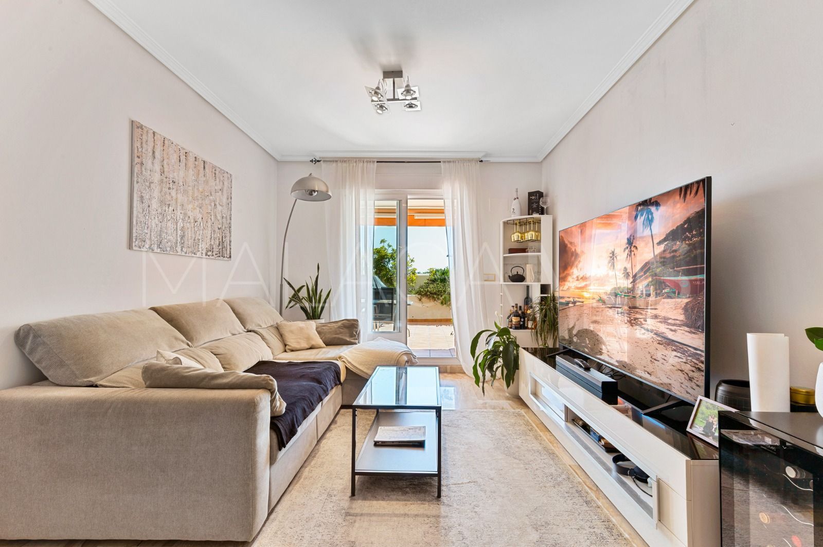 Buy apartment in Benalmadena