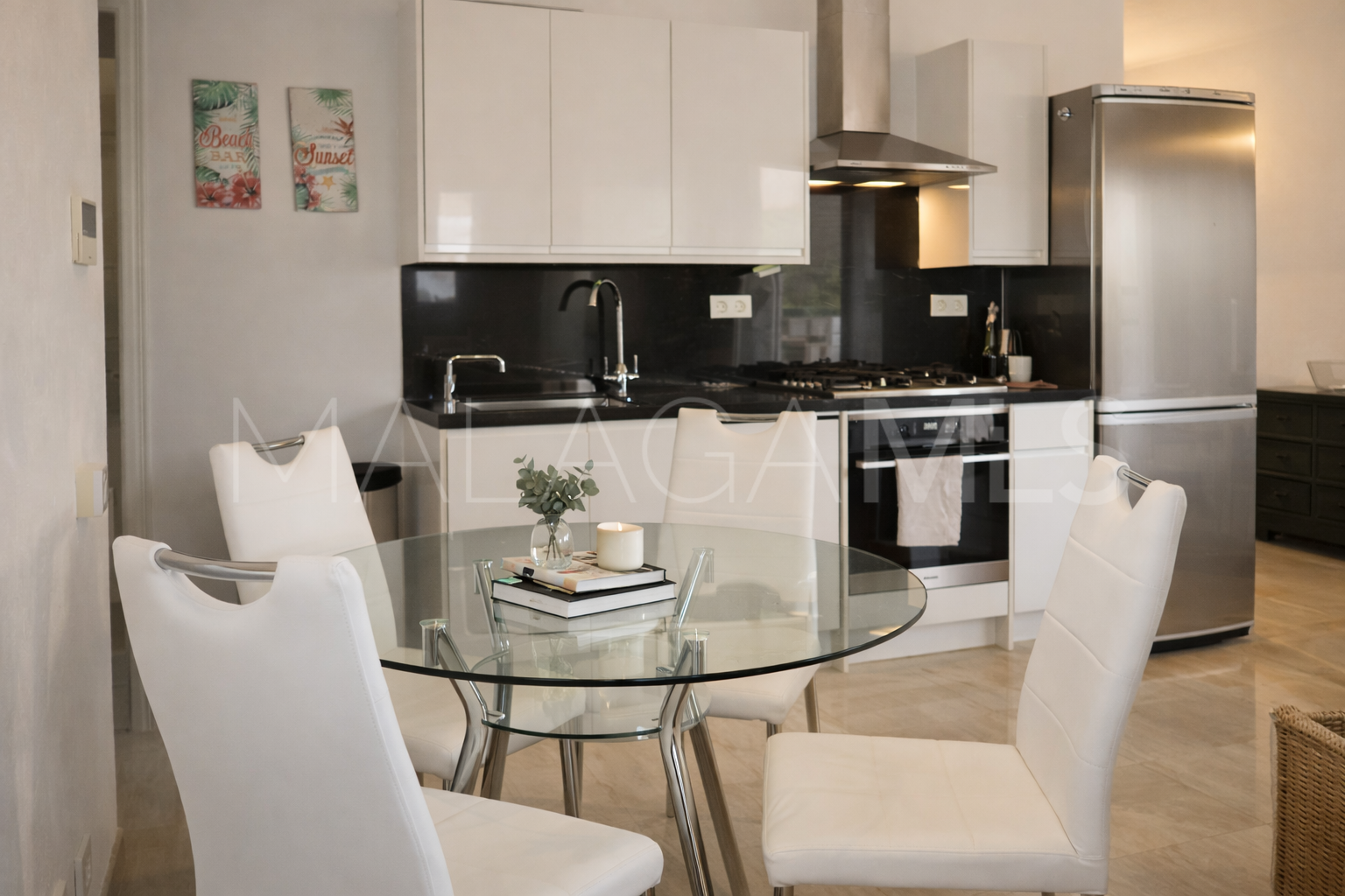 Penthouse for sale in Benahavis Centro with 3 bedrooms
