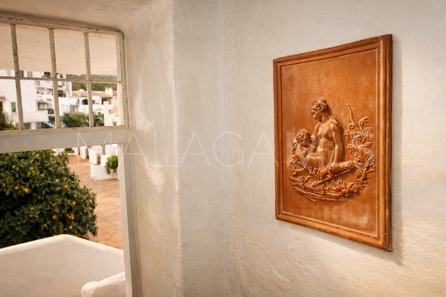 Penthouse for sale in Benahavis Centro with 3 bedrooms
