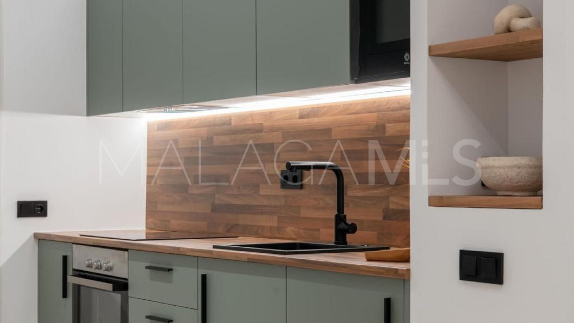 Erdgeschosswohnung for sale in Malaga - Cruz de Humilladero