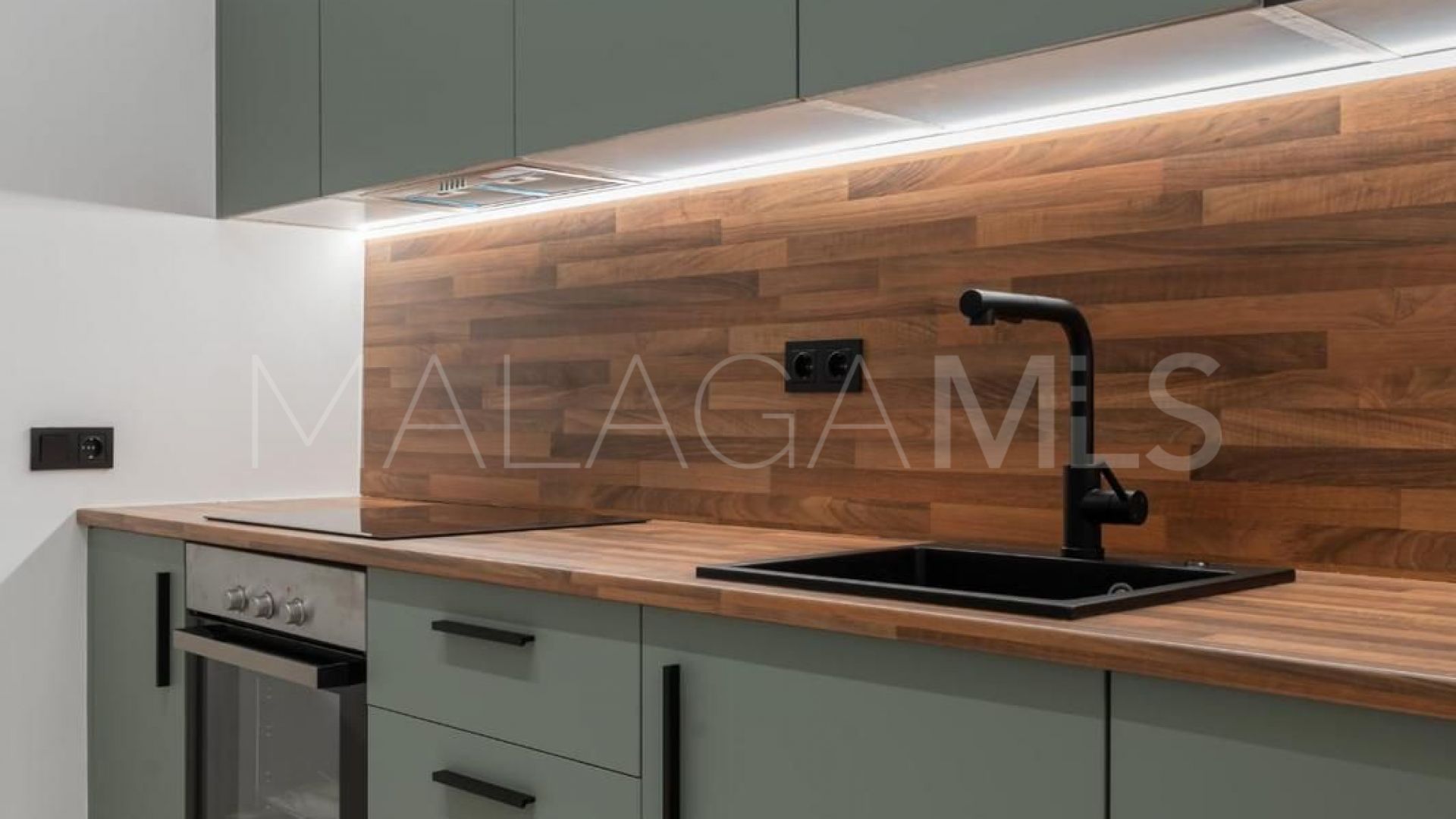 Erdgeschosswohnung for sale in Malaga - Cruz de Humilladero