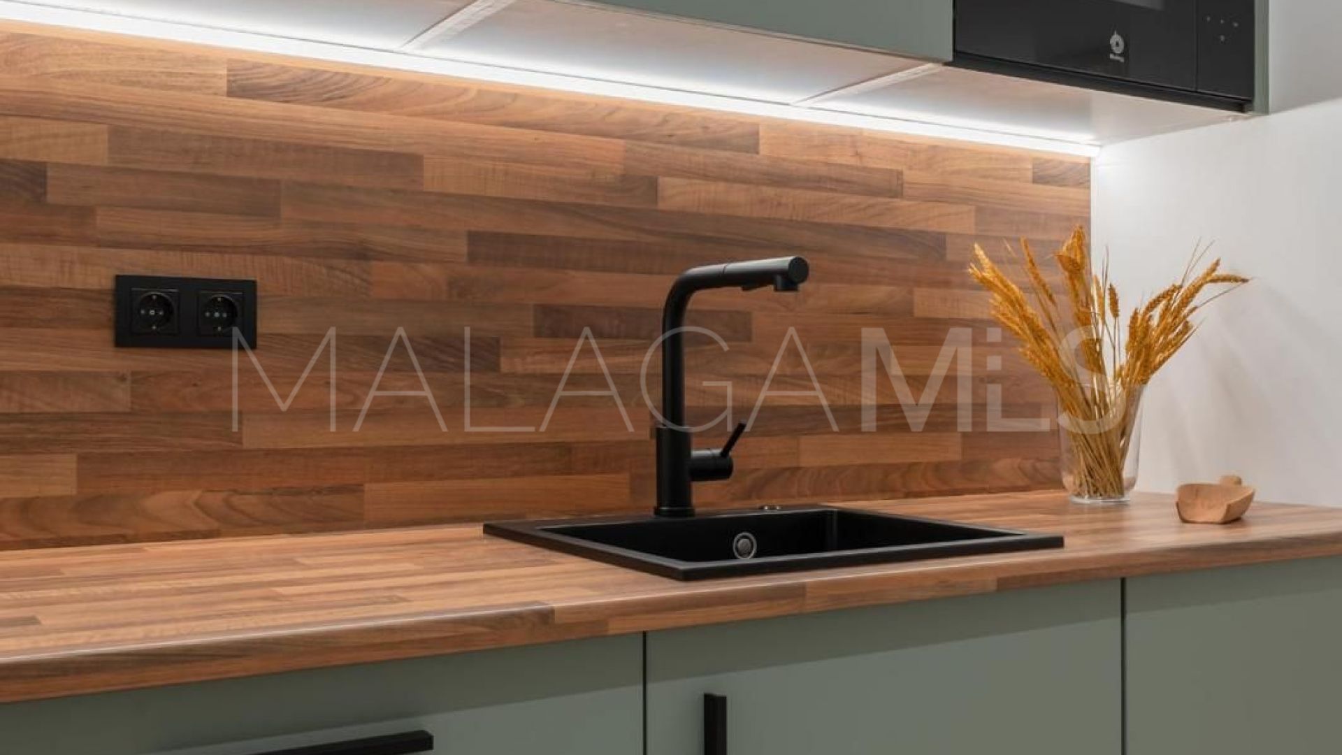 Erdgeschosswohnung for sale in Malaga - Cruz de Humilladero