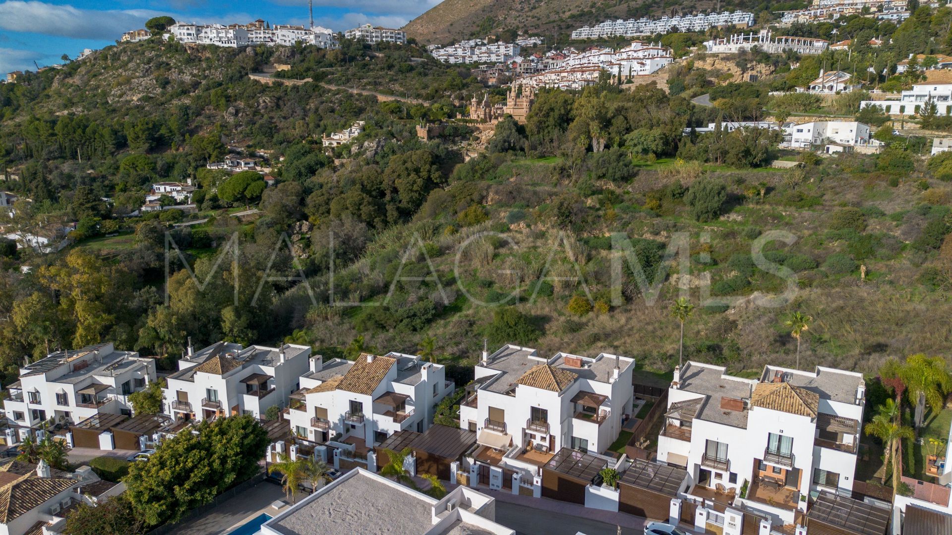 Maison jumelée for sale in Benalmadena Pueblo