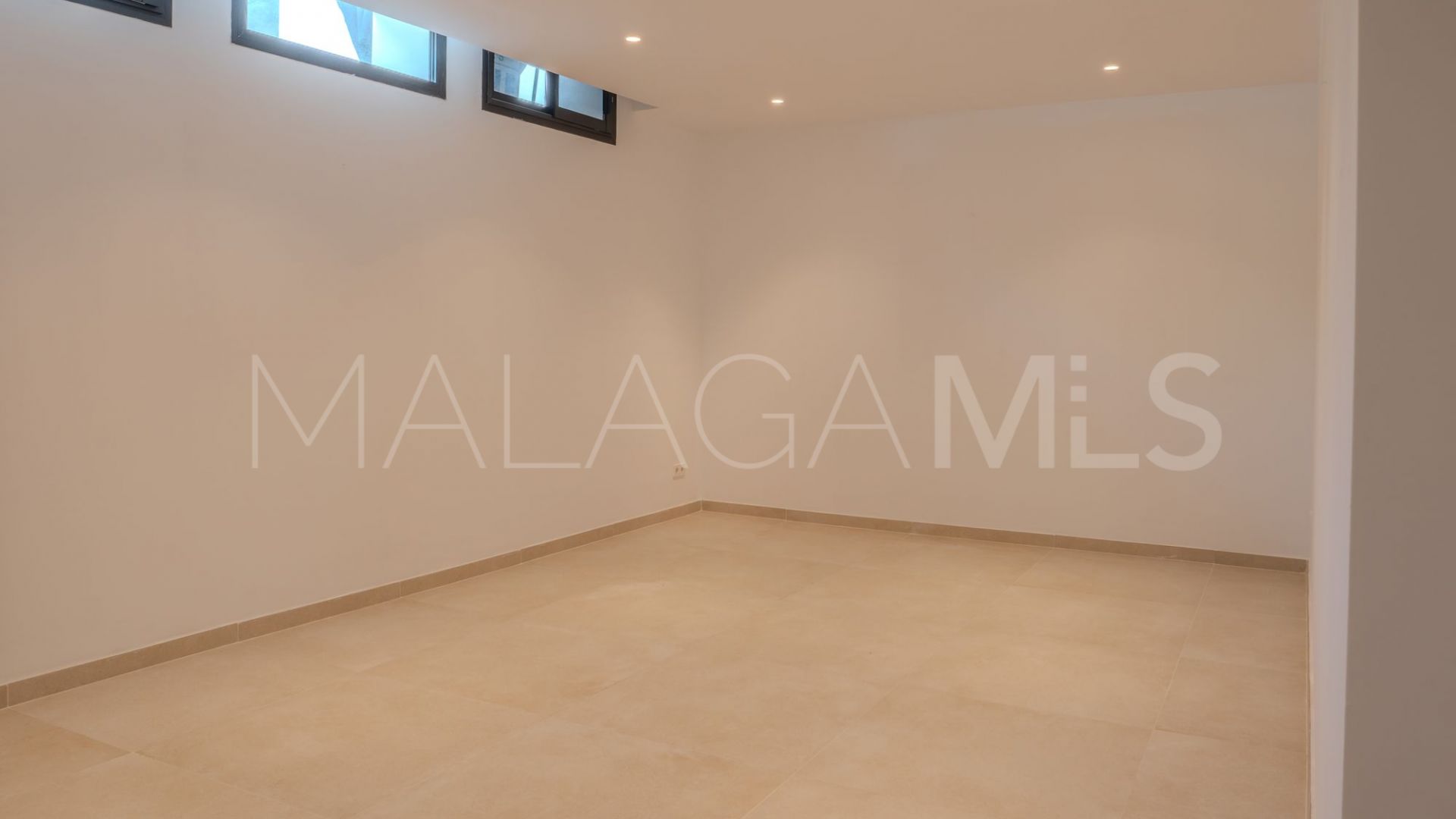 Villa for sale in Marbesa