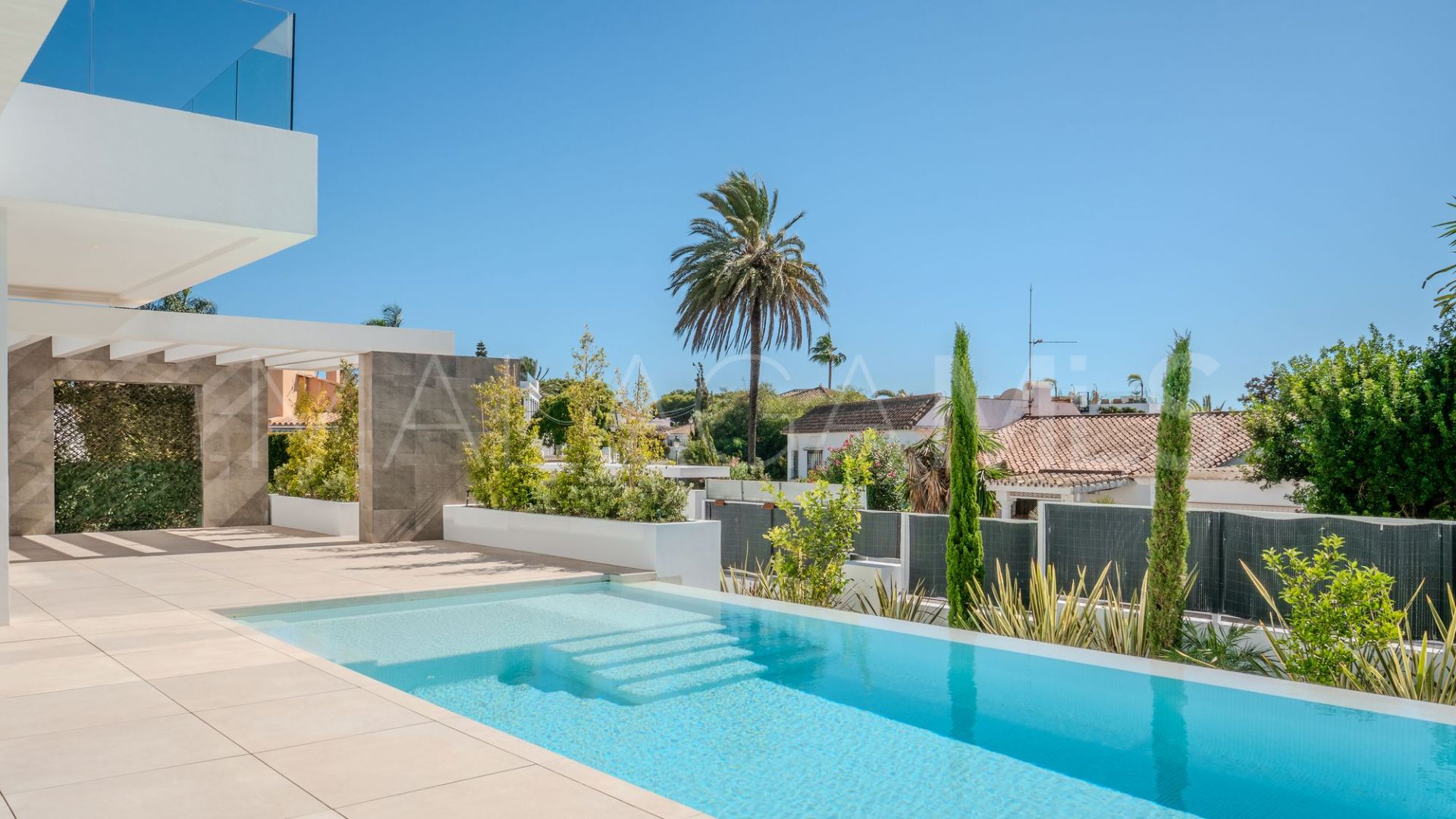 Villa for sale in Marbesa