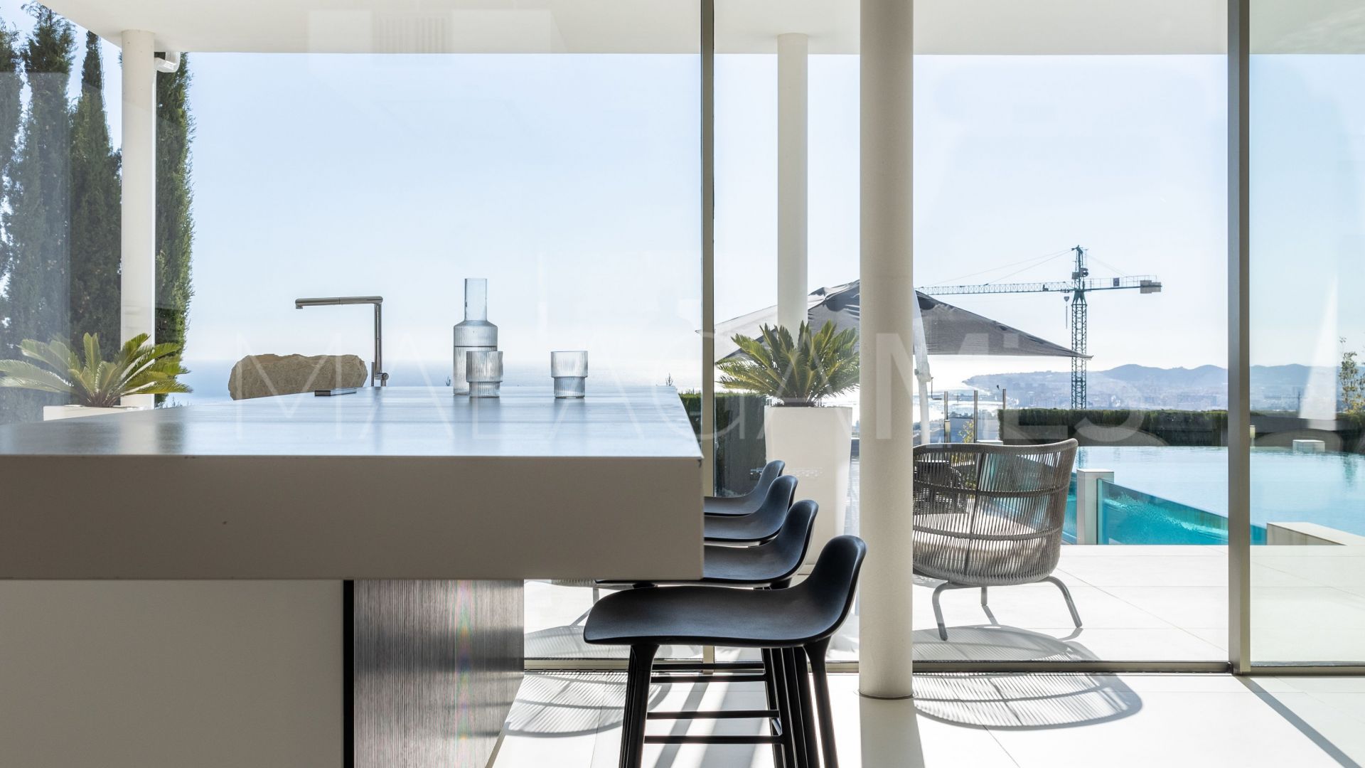 Se vende villa de 4 bedrooms in Benalmadena