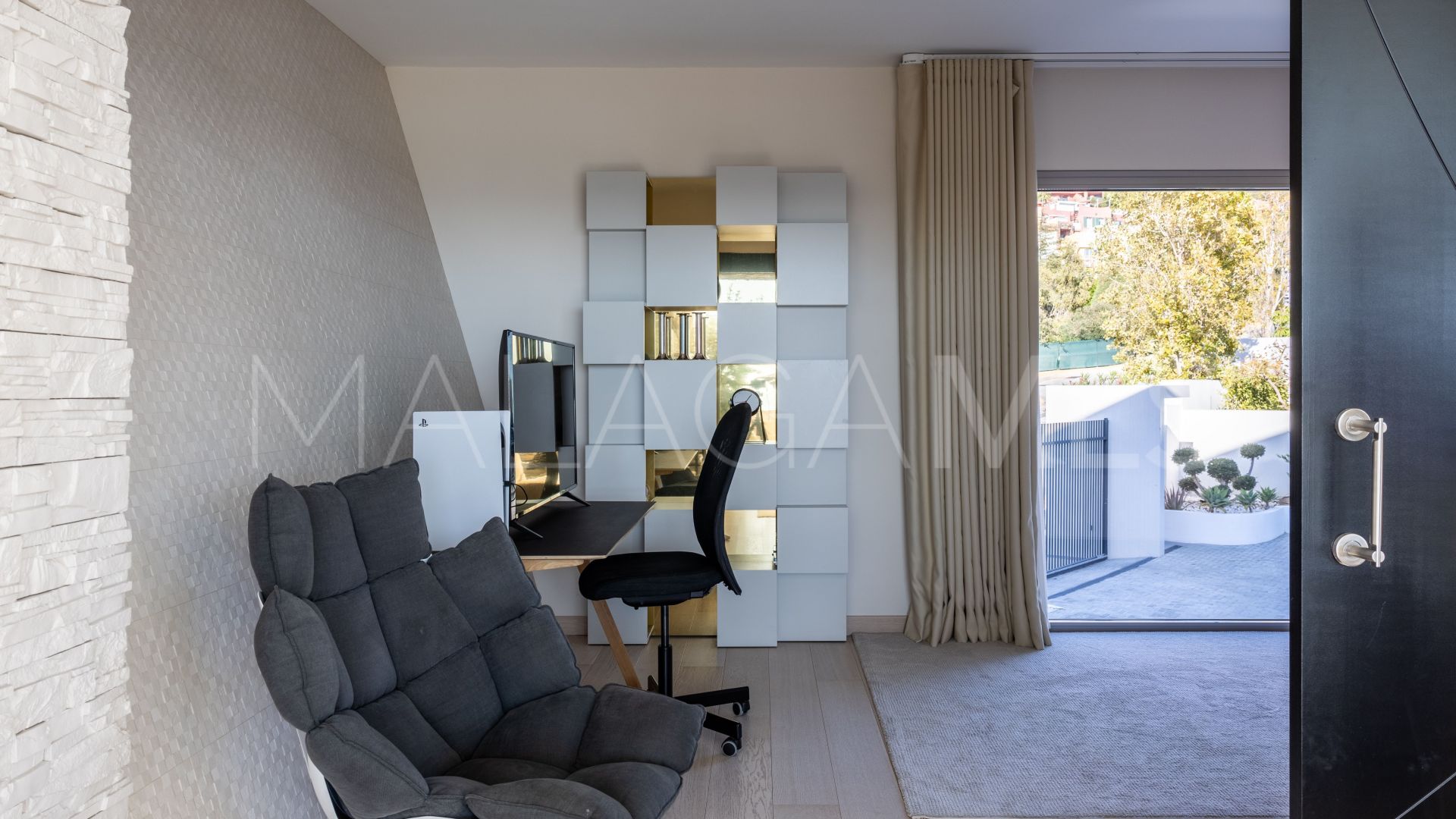 Se vende villa de 4 bedrooms in Benalmadena