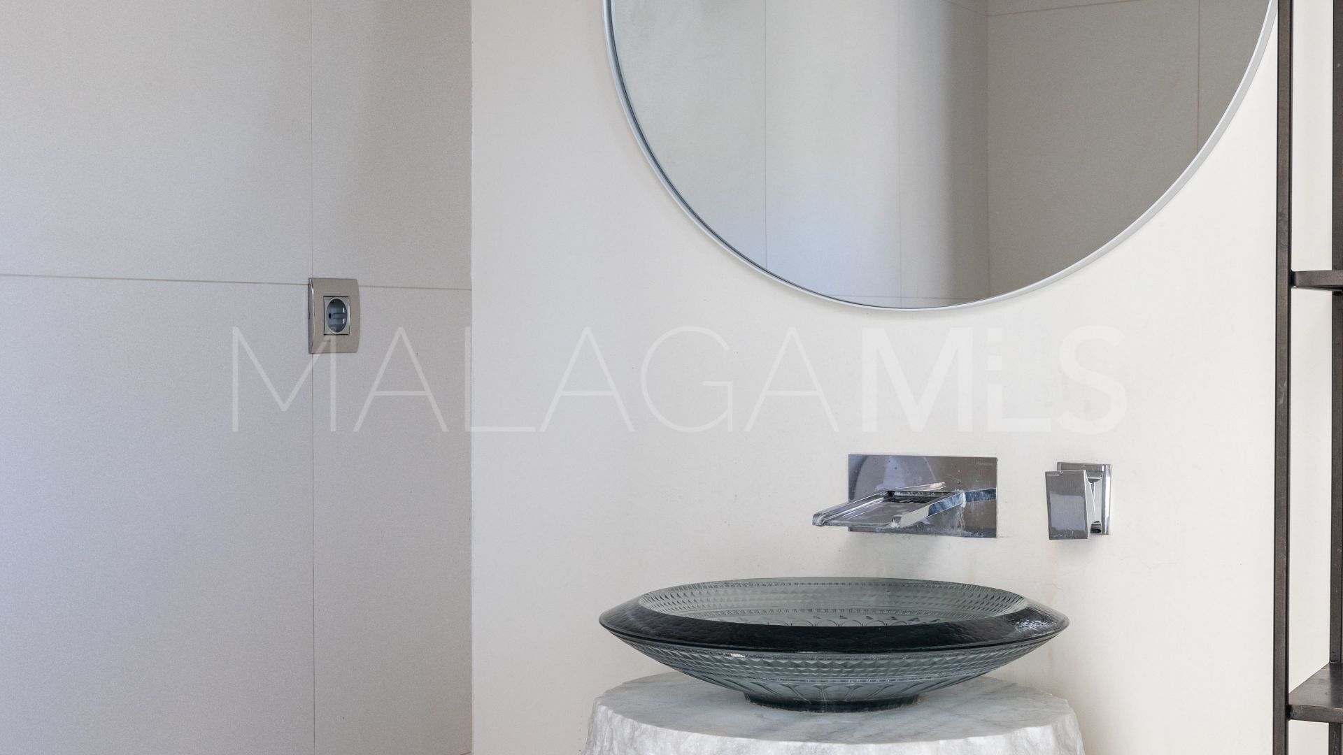 Se vende villa de 4 bedrooms in Benalmadena