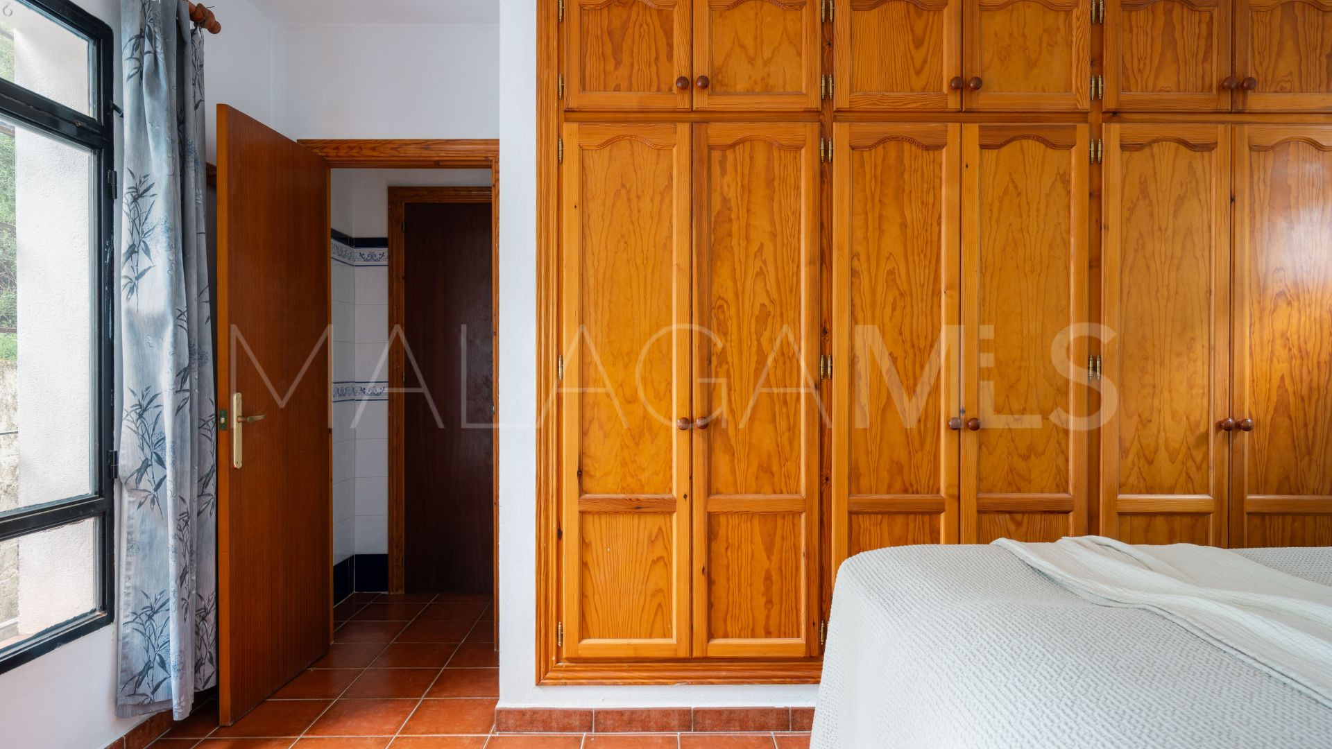 Finca for sale in Alhaurin el Grande with 3 bedrooms