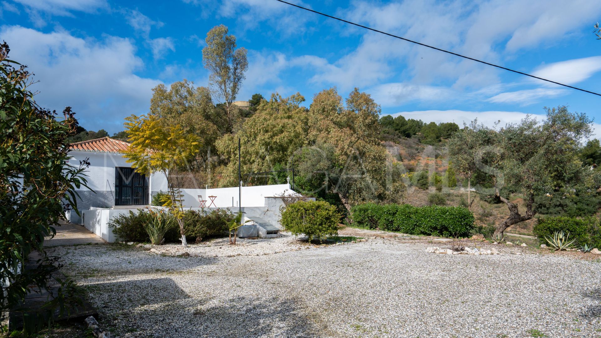 Finca for sale in Alhaurin el Grande with 3 bedrooms