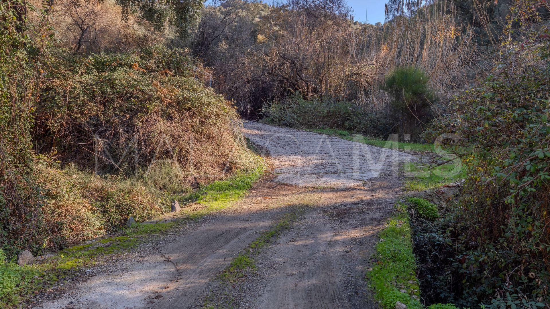 Tomt for sale in Ojen