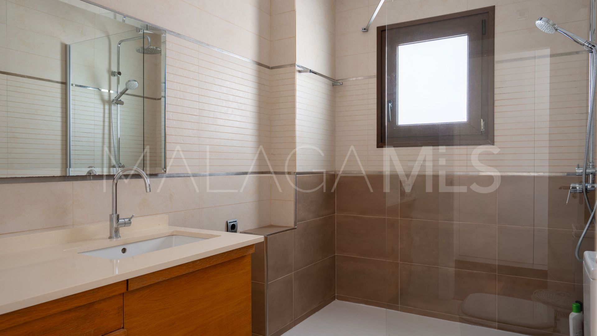 Haus for sale in Malaga - Este