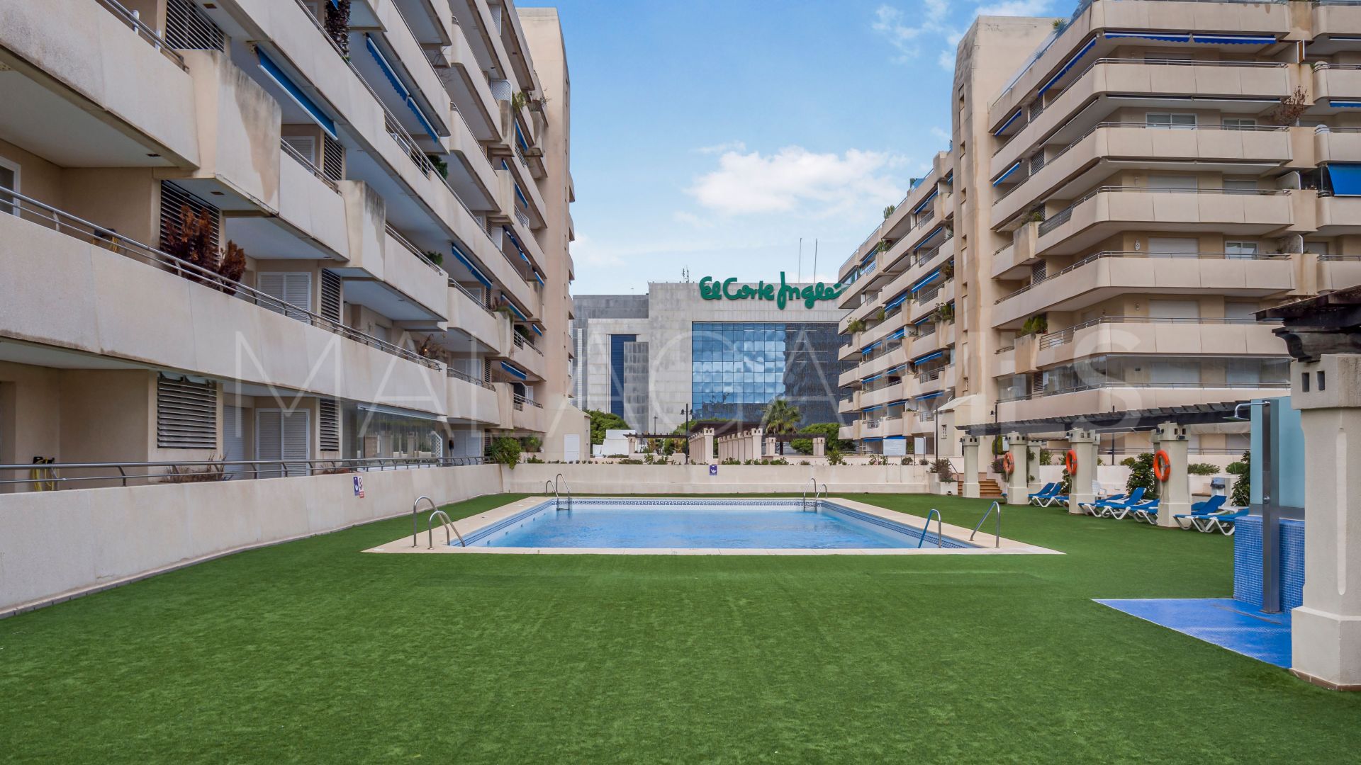 Lägenhet for sale in Marbella - Puerto Banus