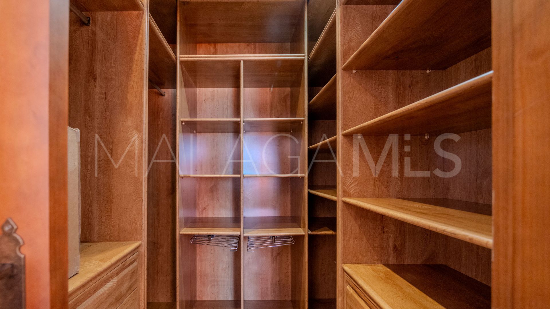 For sale Entrerrios semi detached house with 4 bedrooms