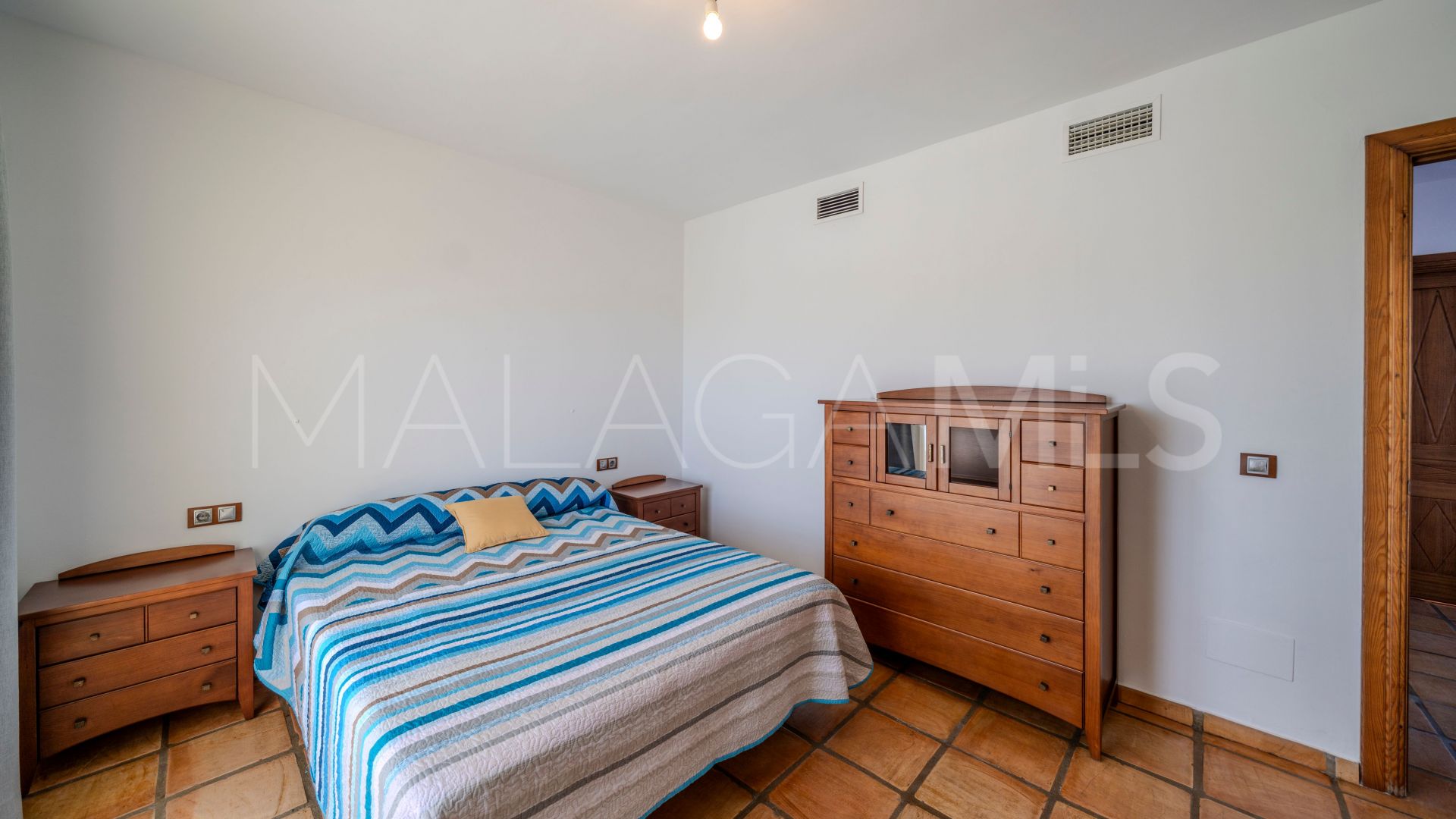 For sale Entrerrios semi detached house with 4 bedrooms