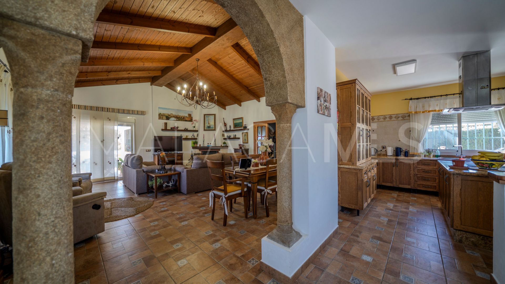 For sale Entrerrios semi detached house with 4 bedrooms