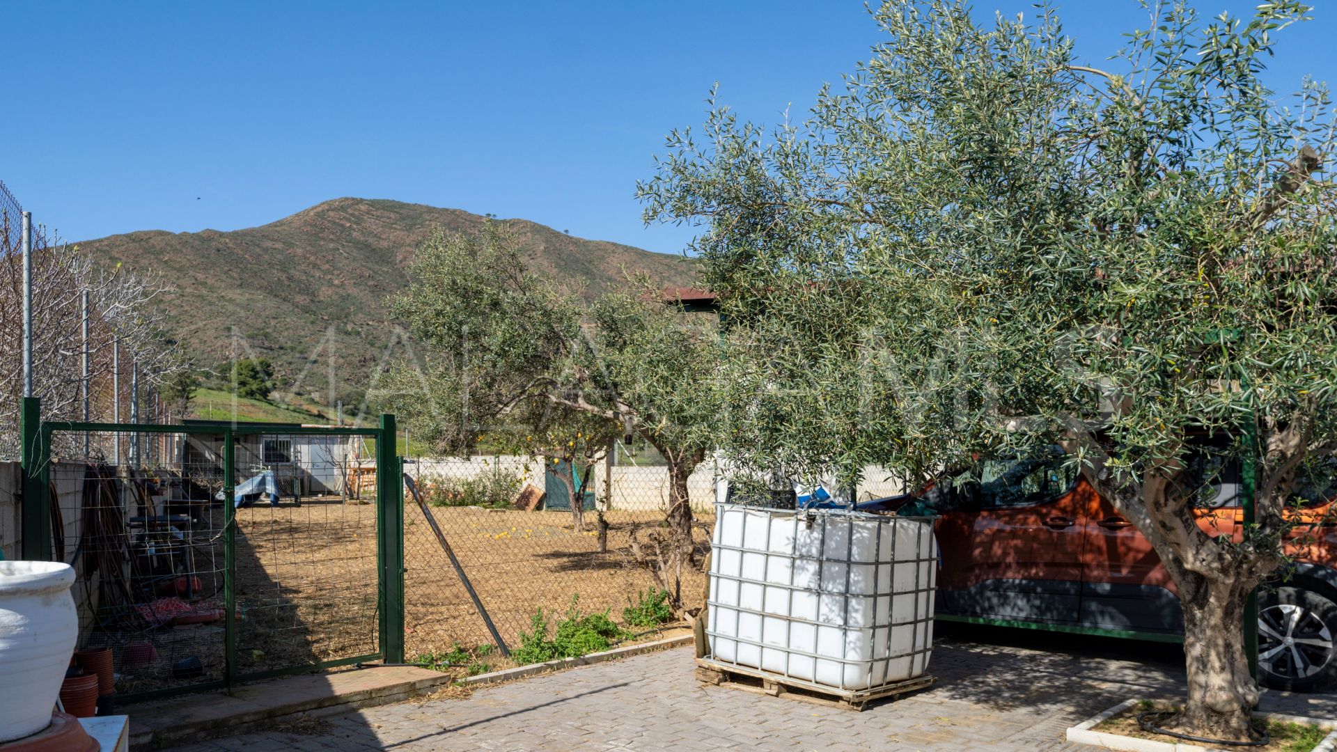 For sale Entrerrios semi detached house with 4 bedrooms