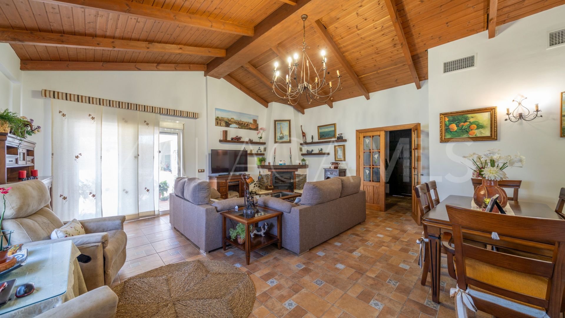 For sale Entrerrios semi detached house with 4 bedrooms