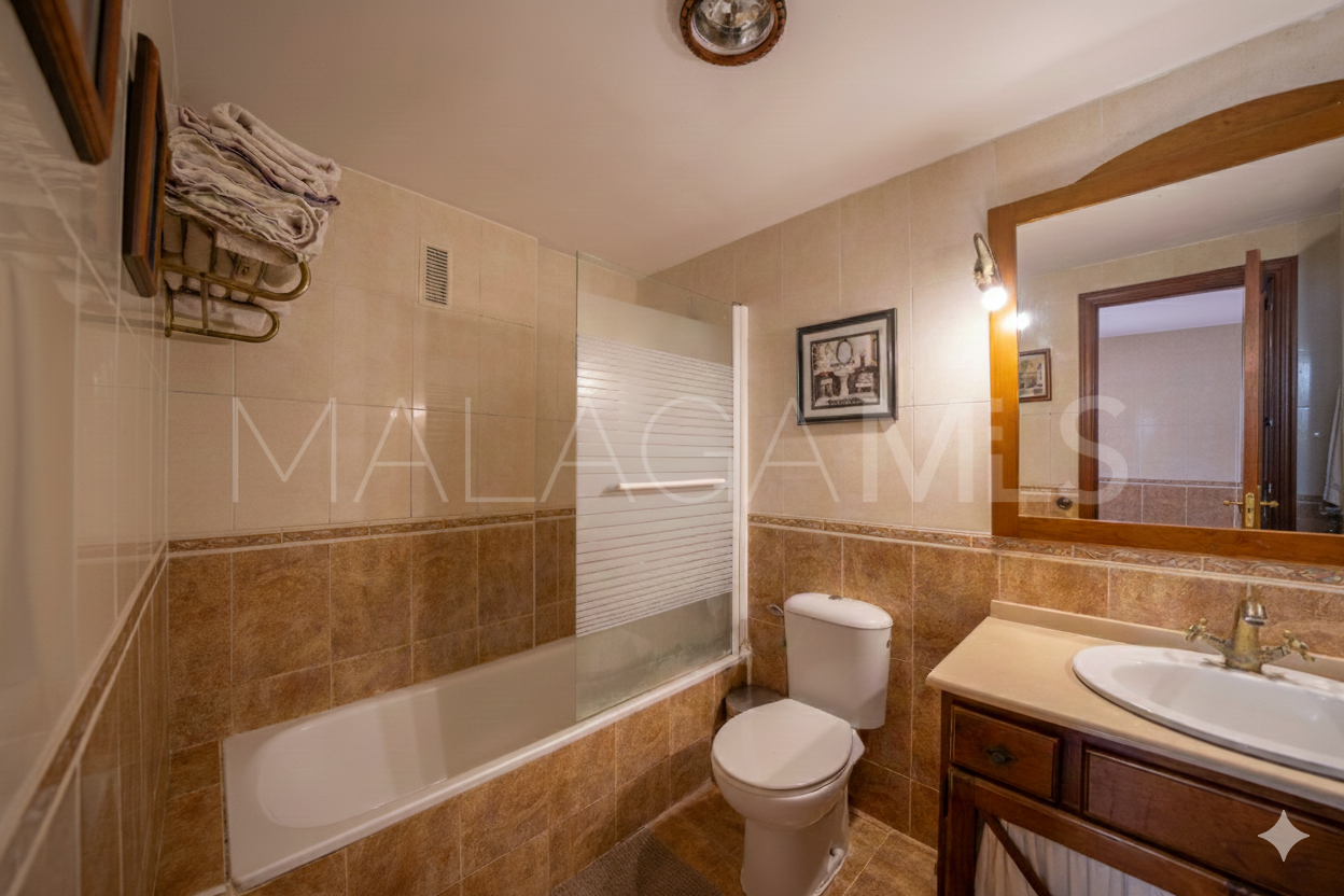 Apartment for sale in Las Lagunas with 3 bedrooms