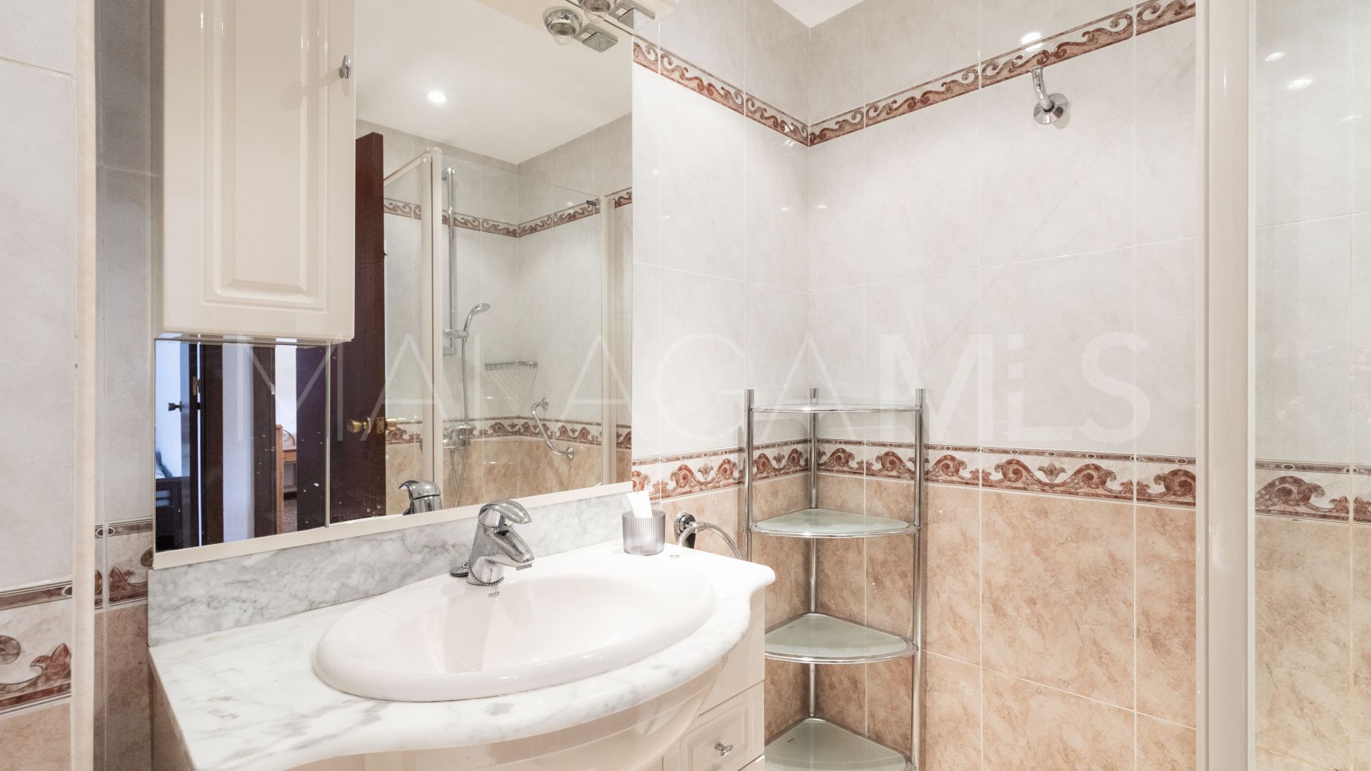 3 bedrooms flat for sale in Fuengirola Centro