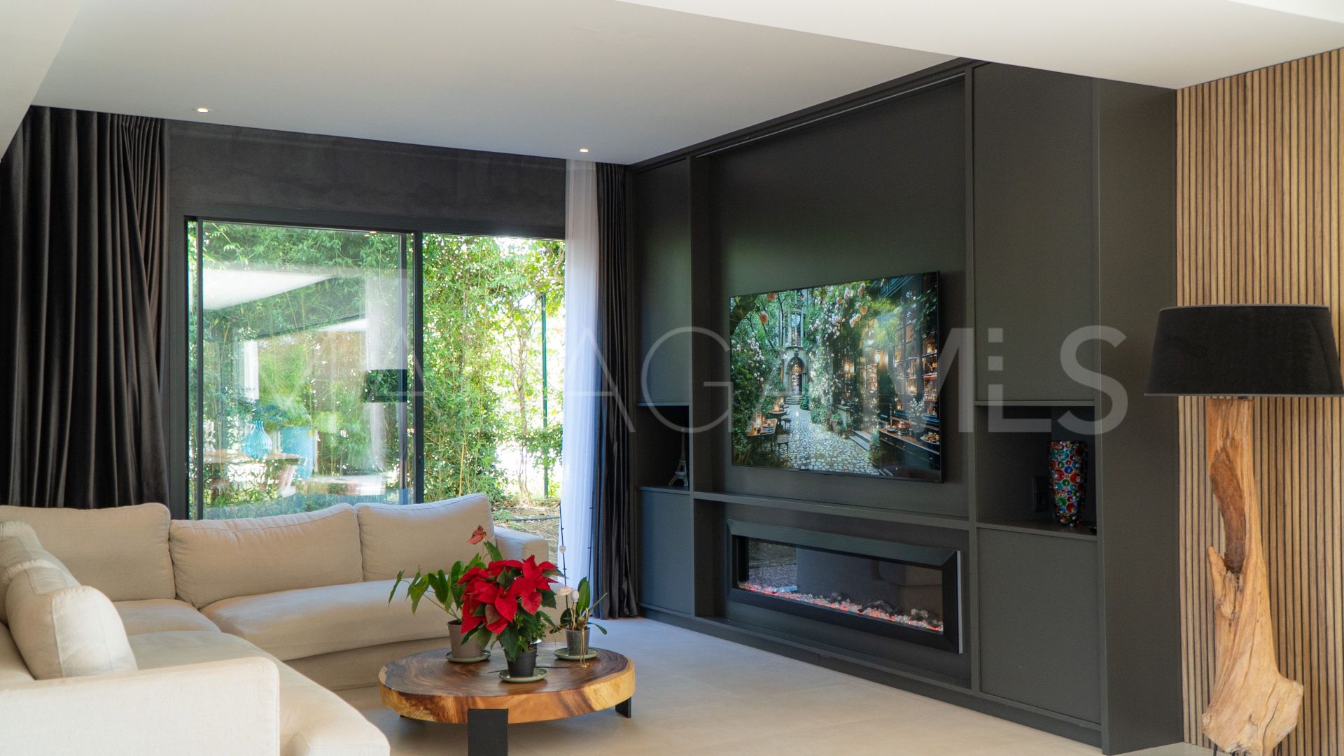 Villa for sale in Cala de Mijas