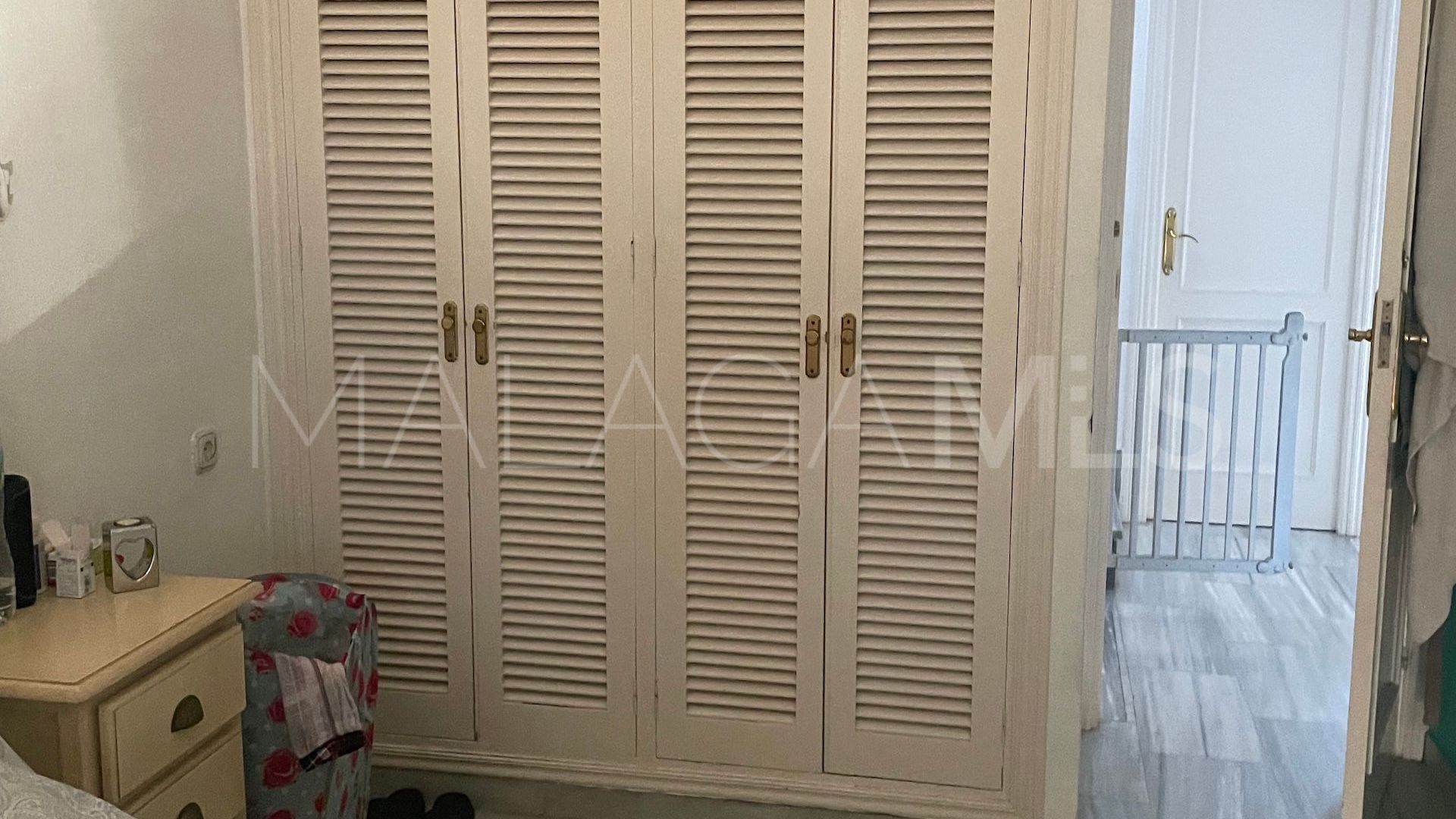 Se vende adosado in Estepona Este de 4 bedrooms