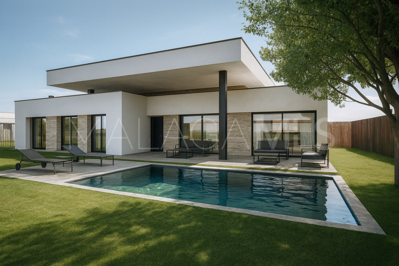 House for sale in Alhaurin de la Torre with 3 bedrooms