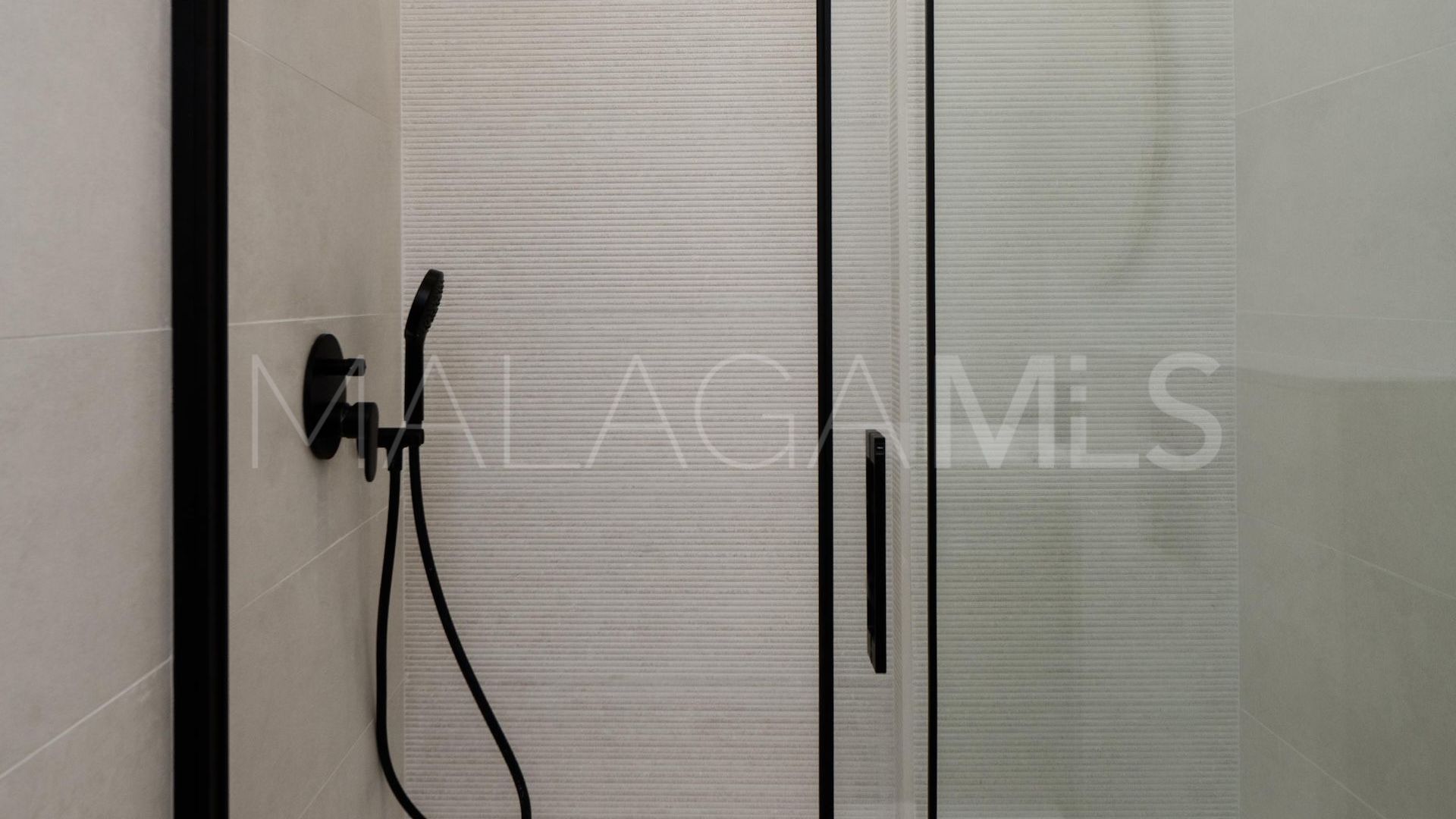 Apartment for sale in Estepona East with 1 bedroom