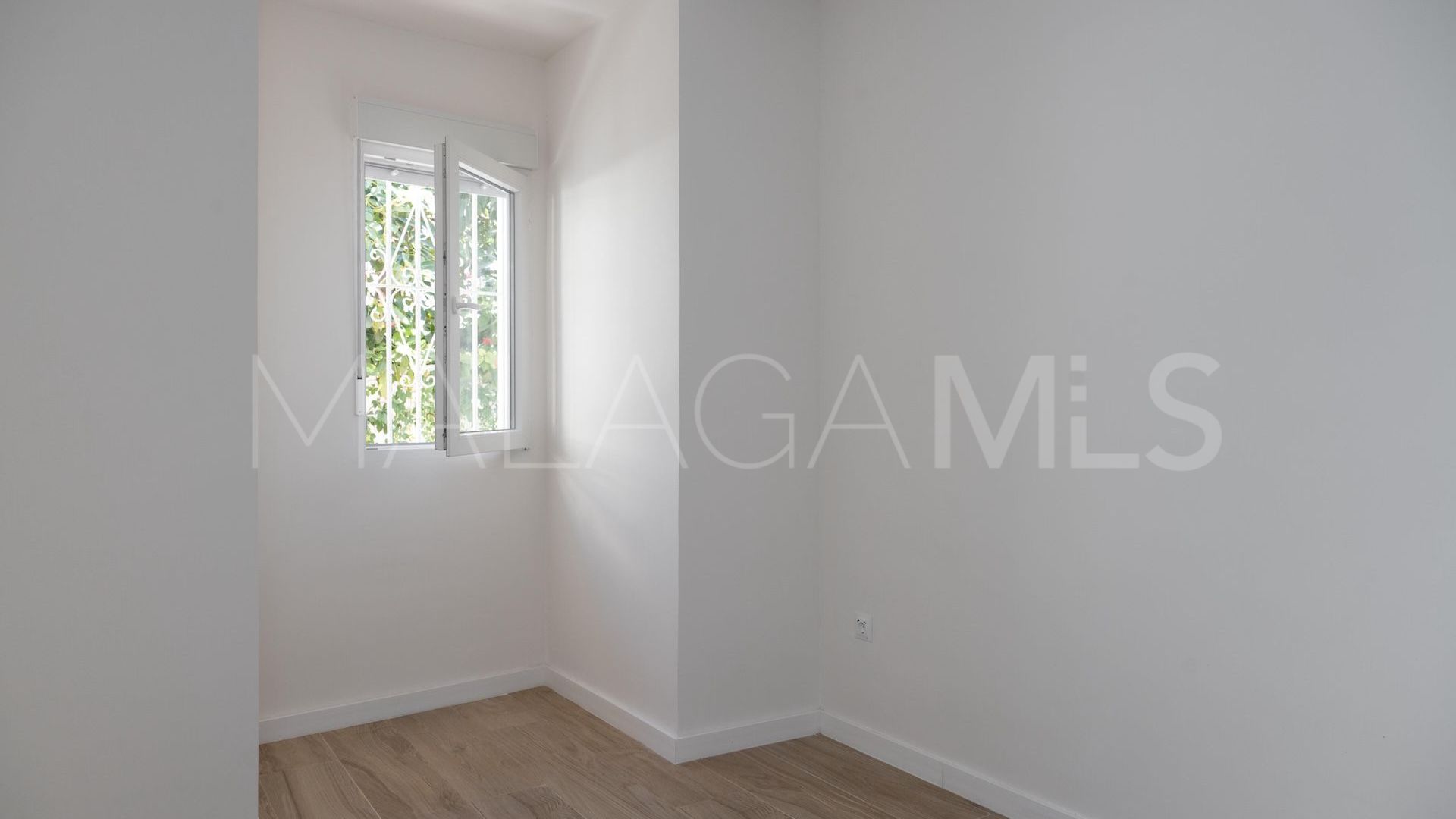 Apartment for sale in Estepona East with 1 bedroom