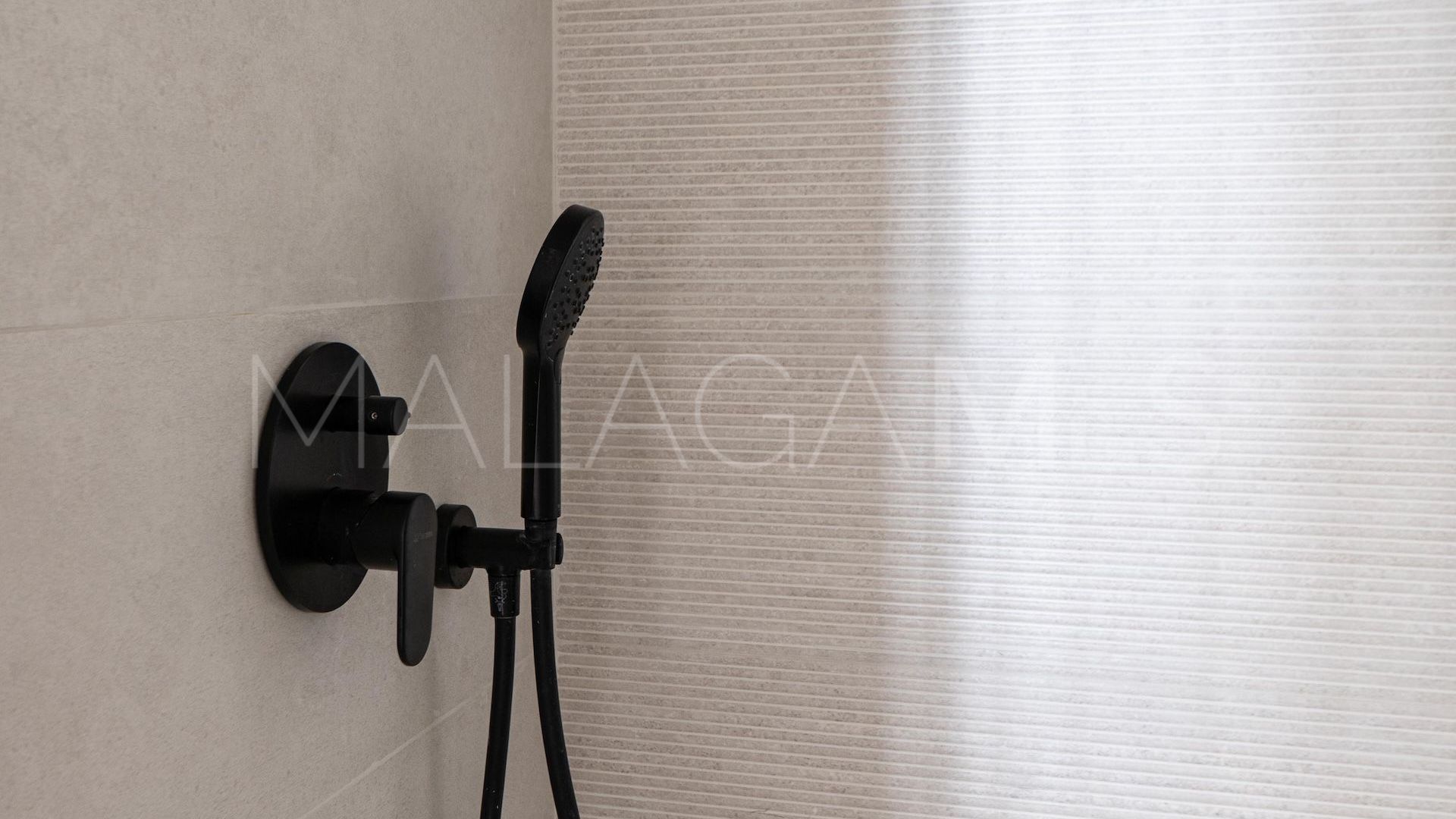 Apartment for sale in Estepona East with 1 bedroom