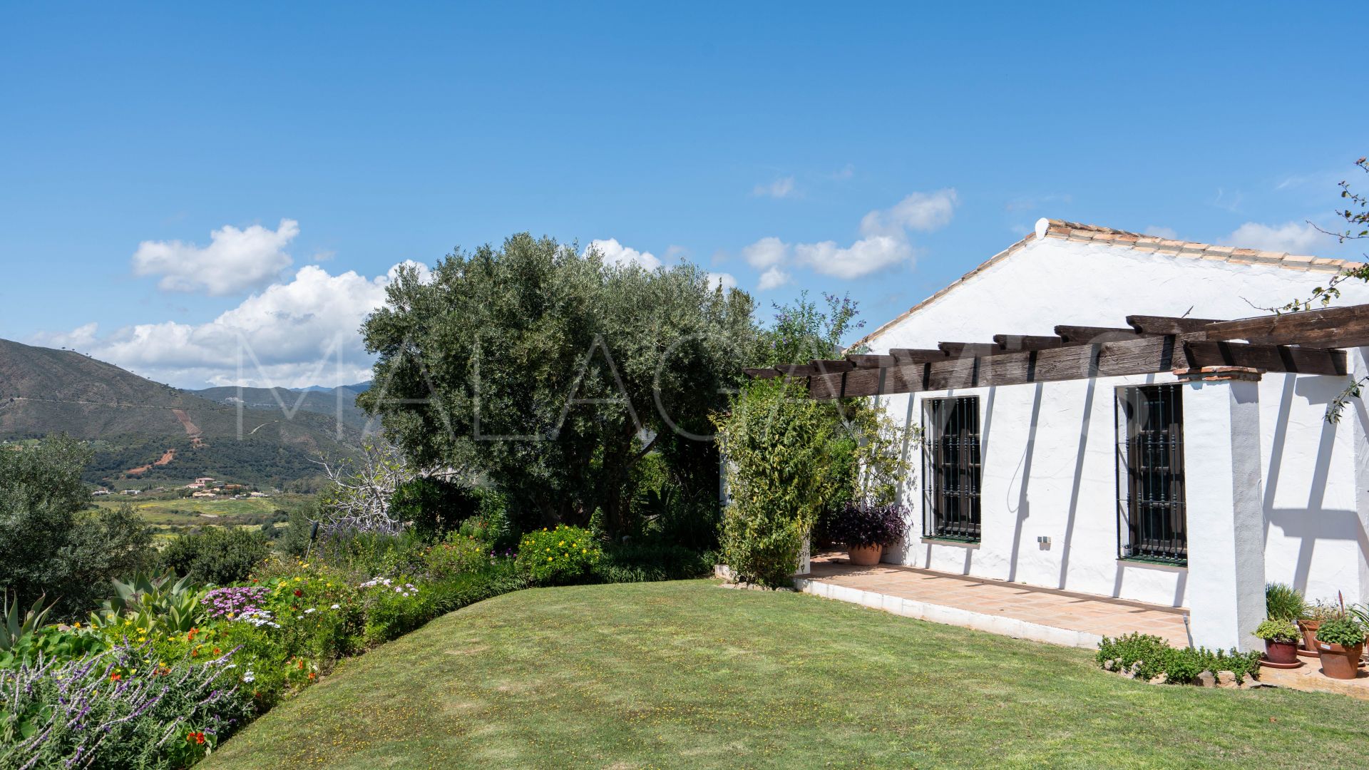 Villa for sale in Cala de Mijas