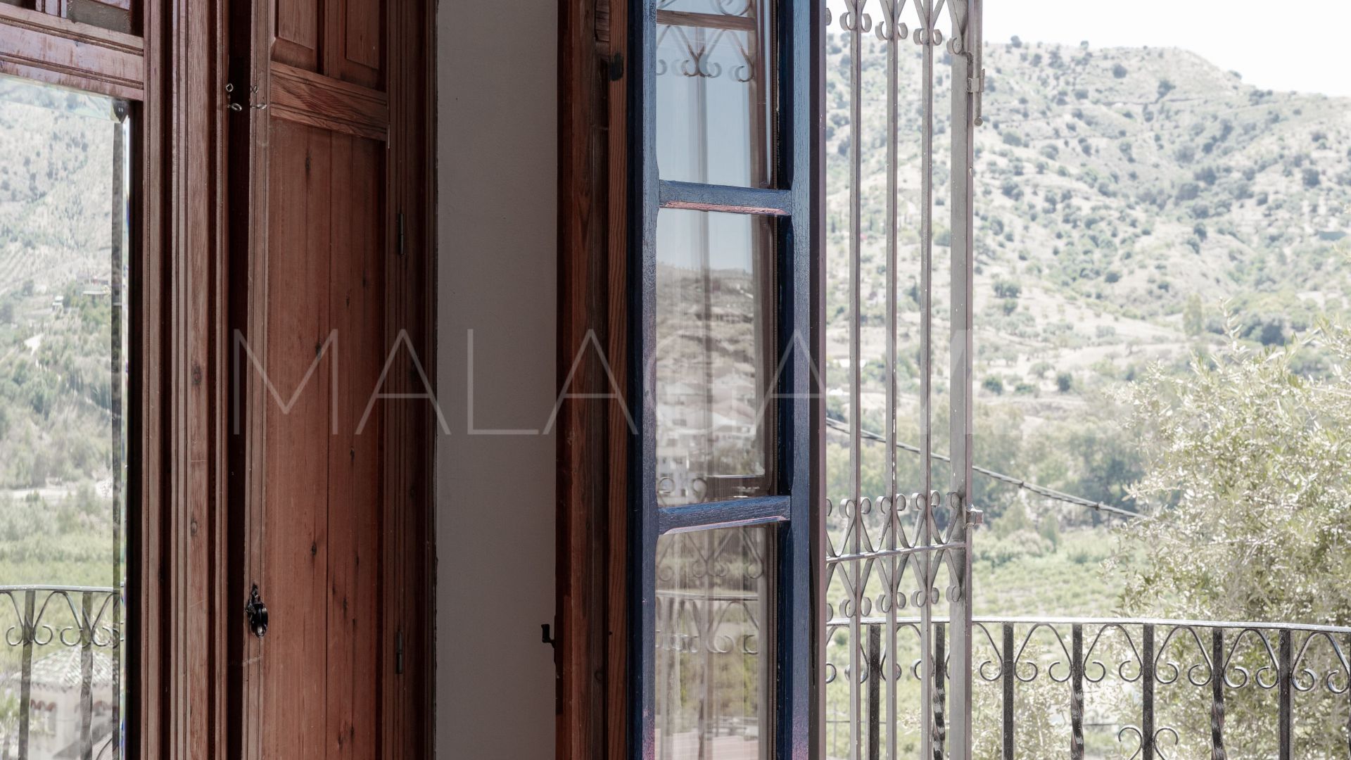 Alora finca for sale