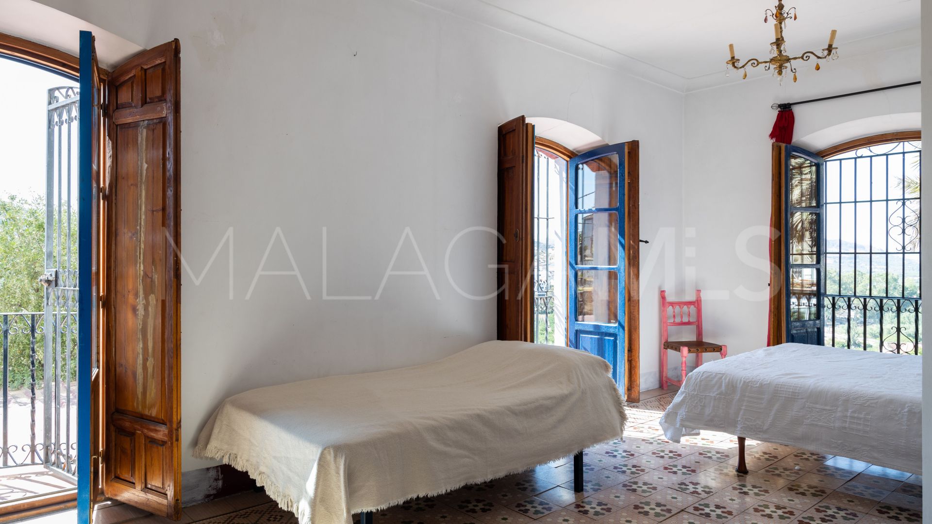 Alora finca for sale