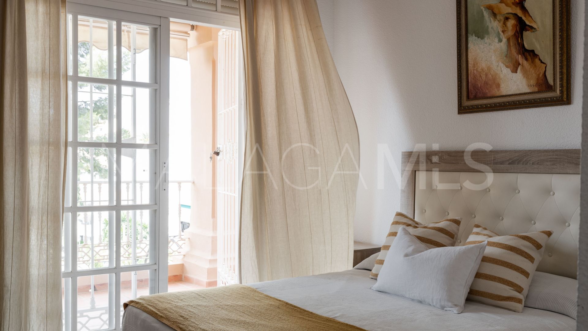 Villa for sale in El Coto