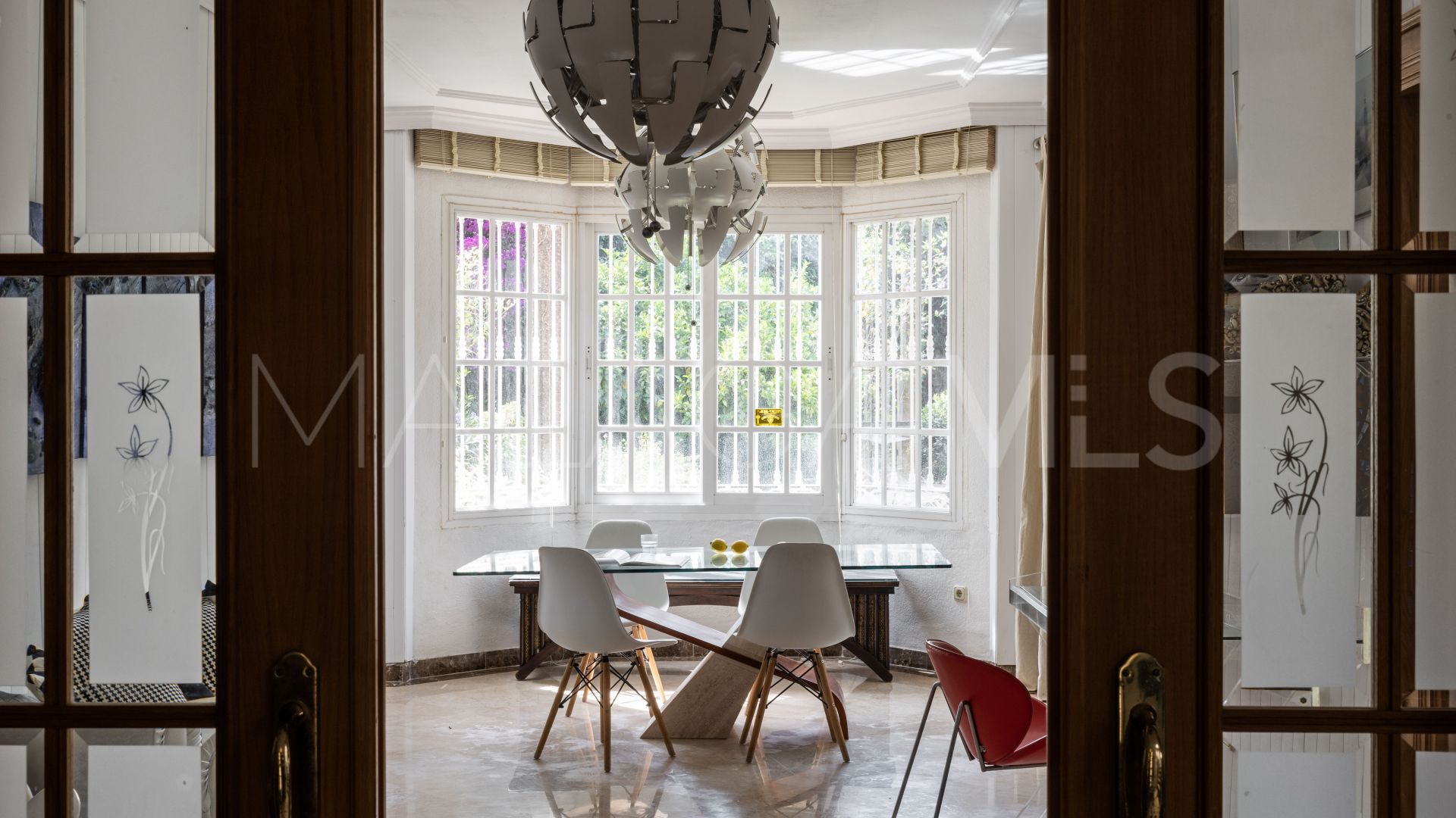 Villa for sale in El Coto
