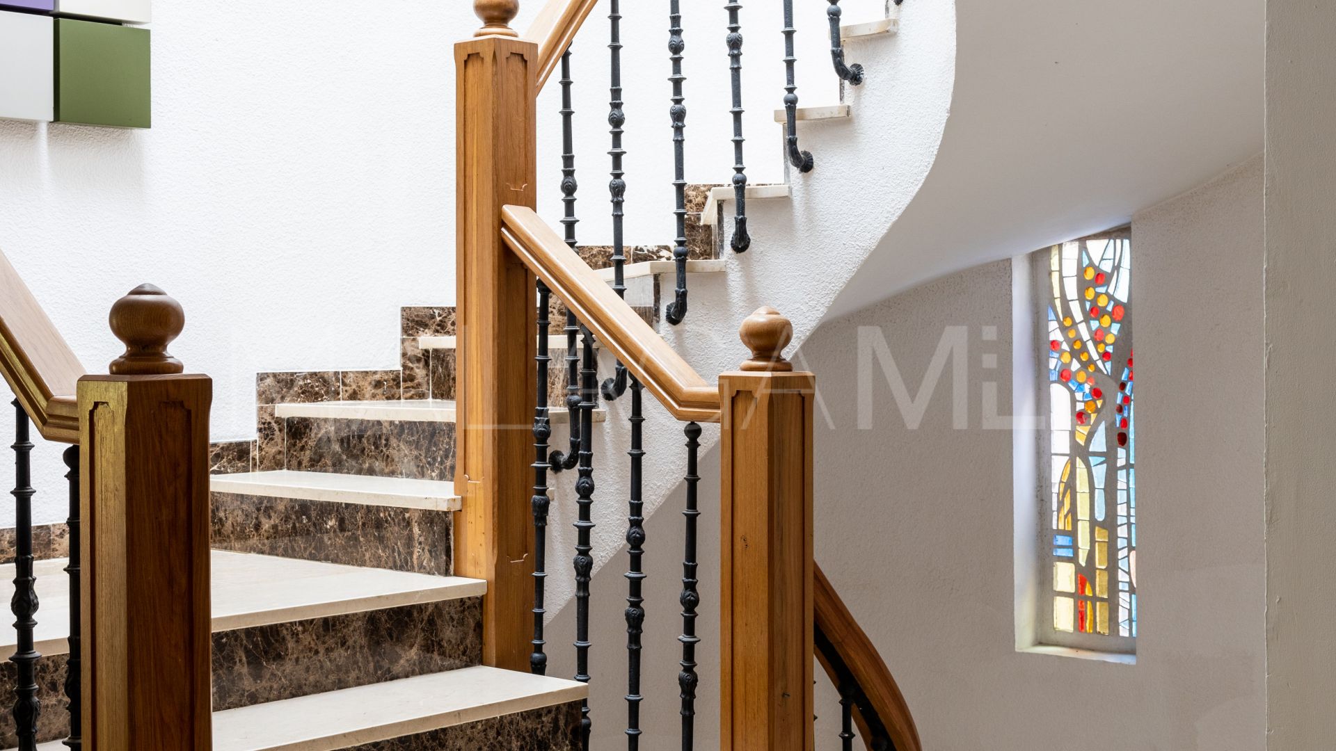 Villa for sale in El Coto