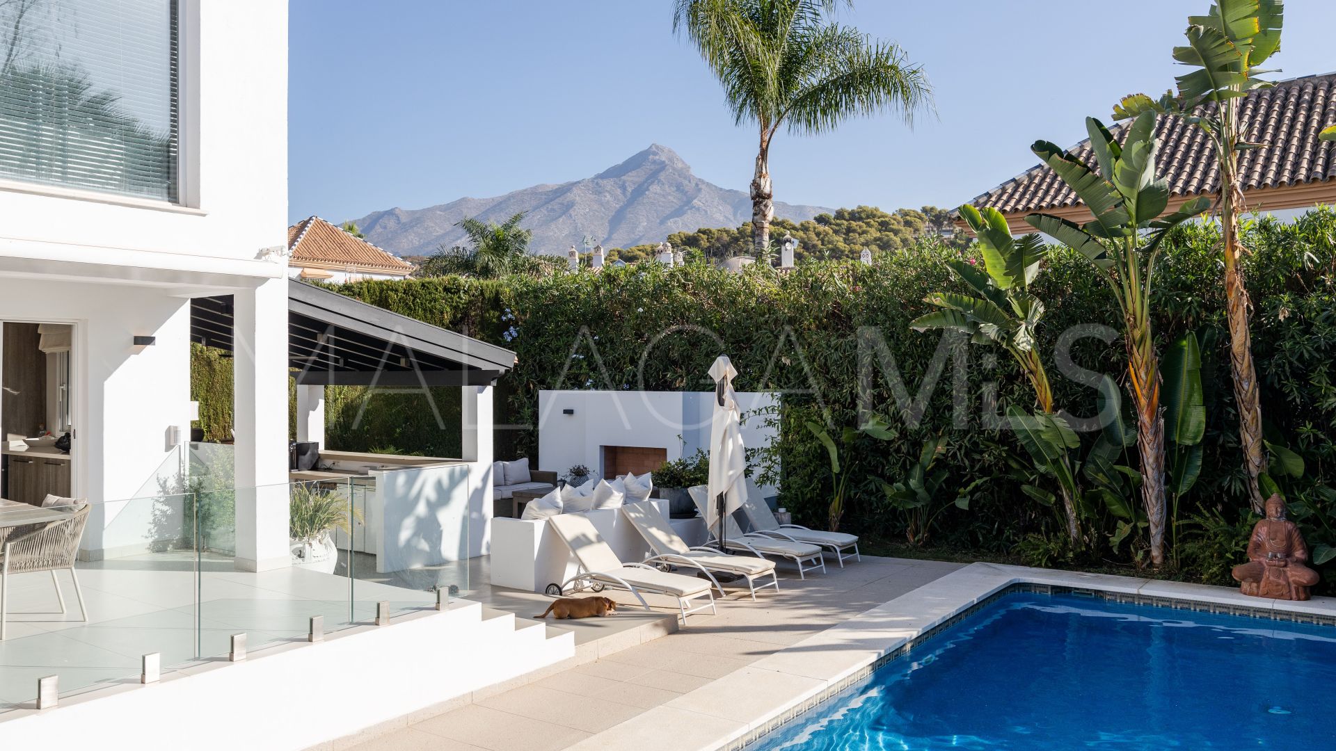 Villa for sale in Marbella Country Club