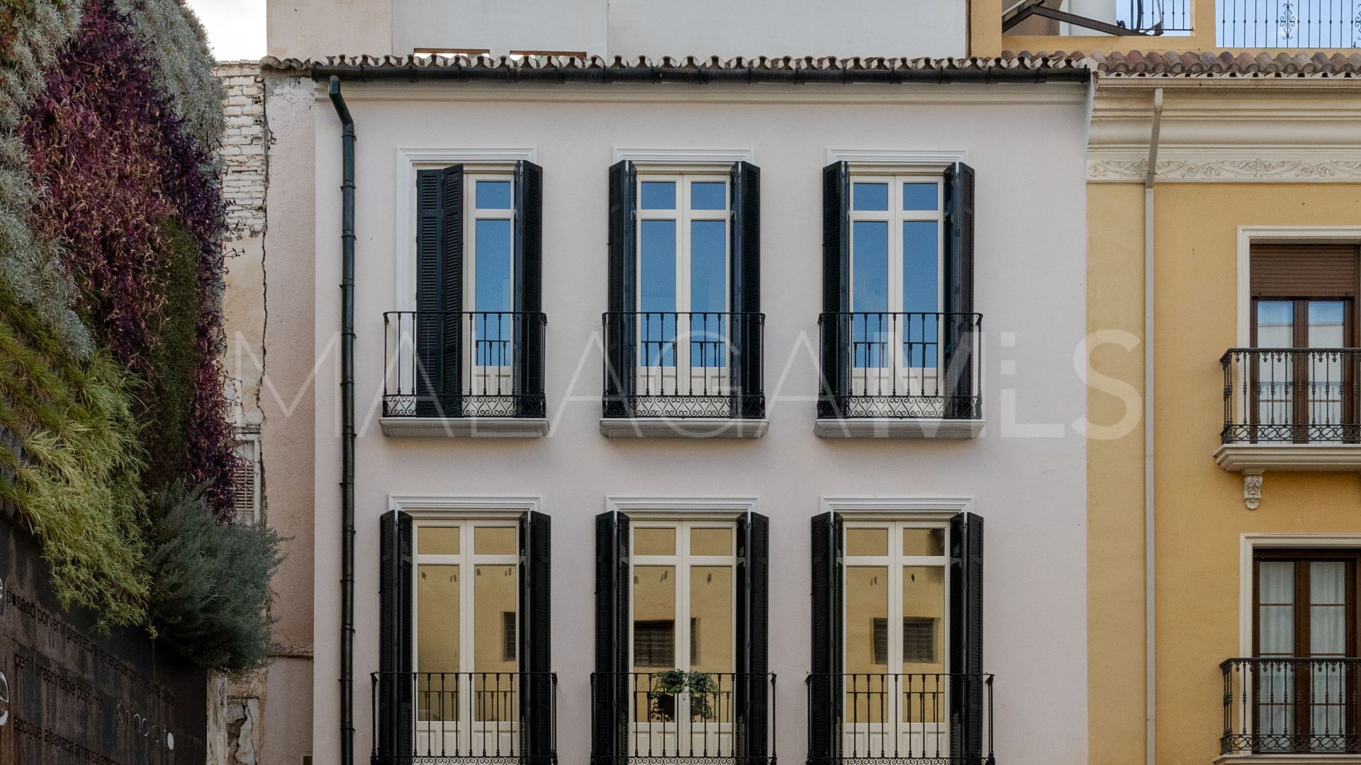 Hus i byn for sale in Malaga