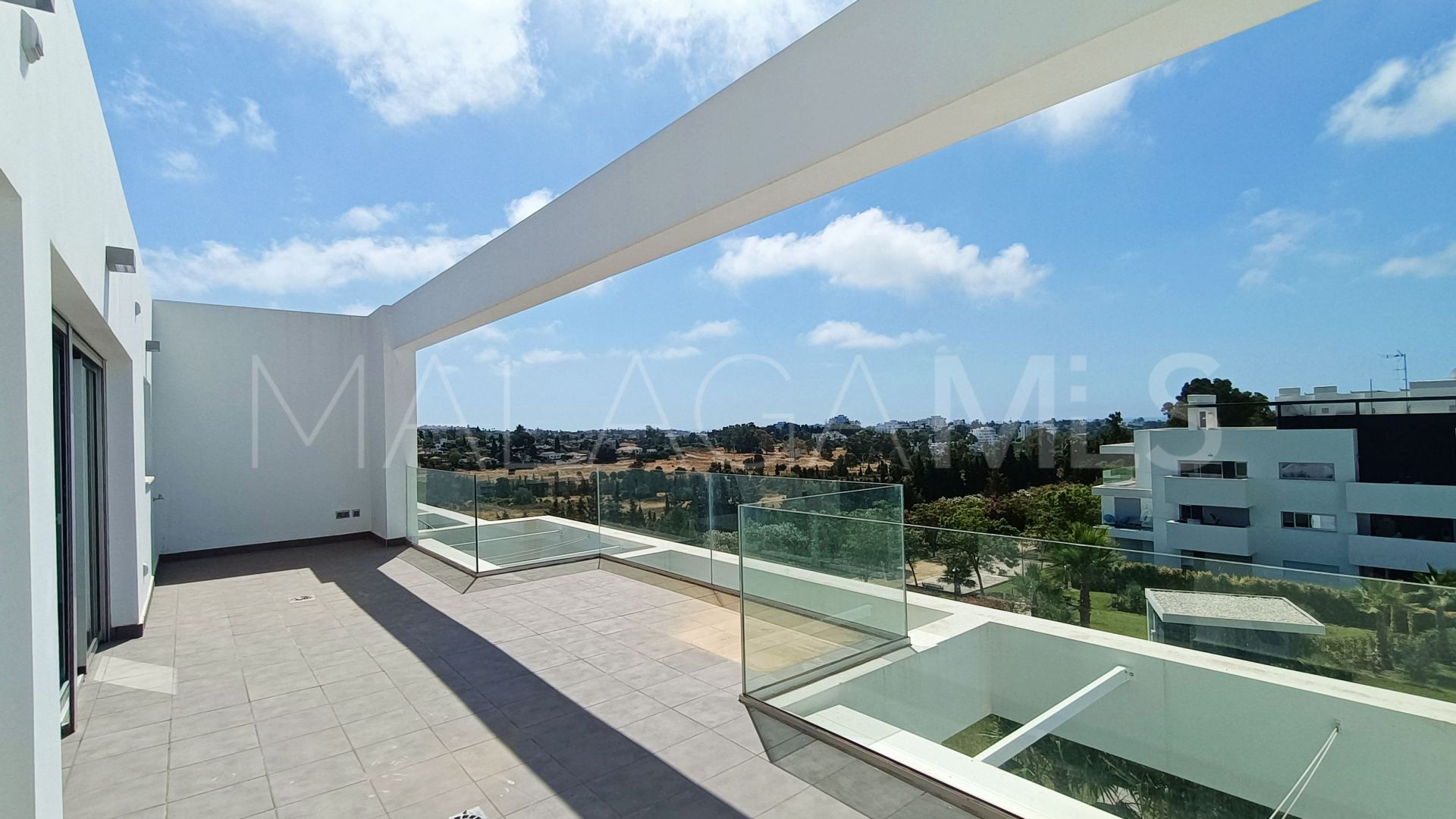 Zweistöckiges penthouse for sale in Marques de Guadalmina