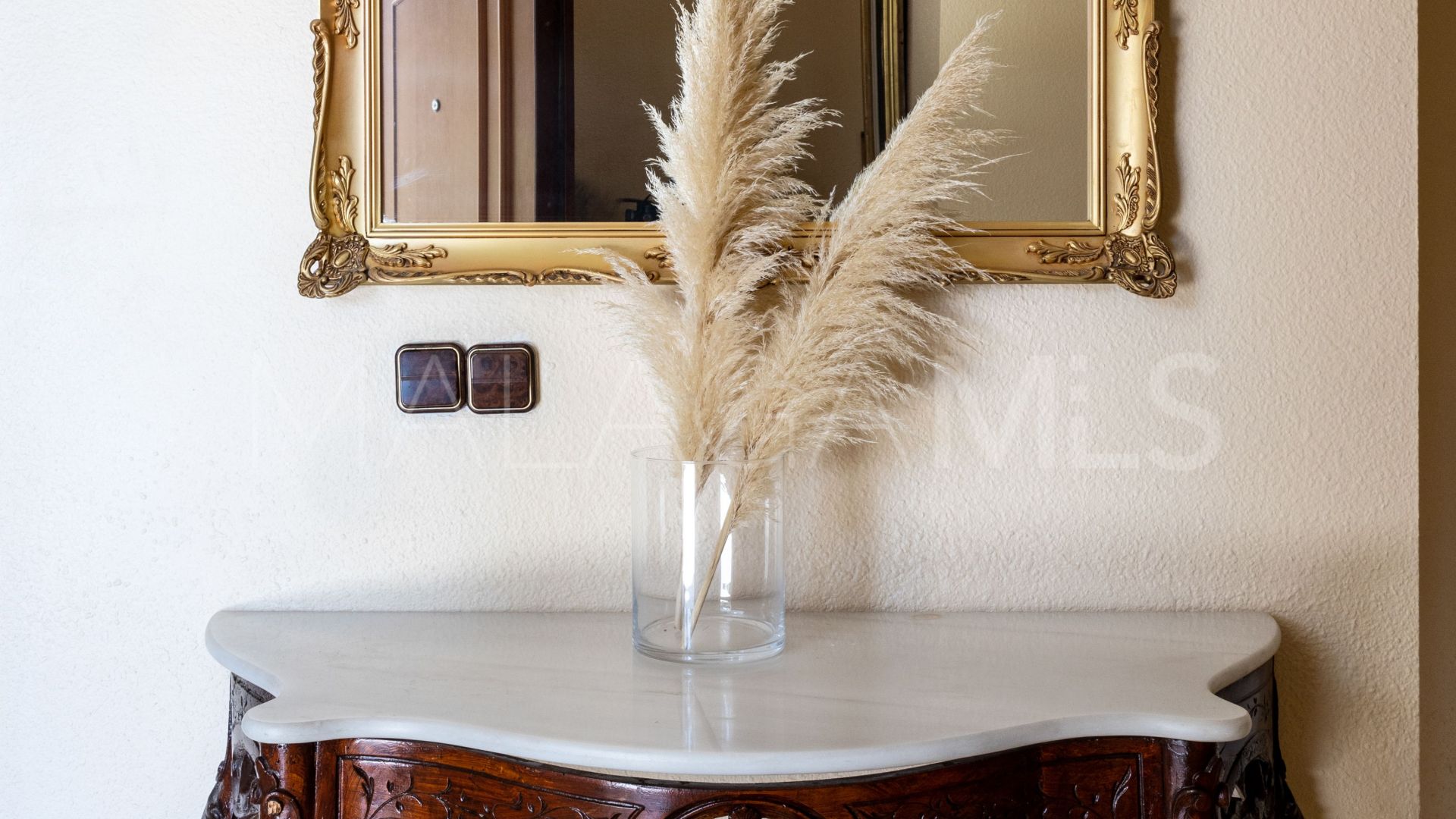 Villa for sale in Arroyo de la Miel